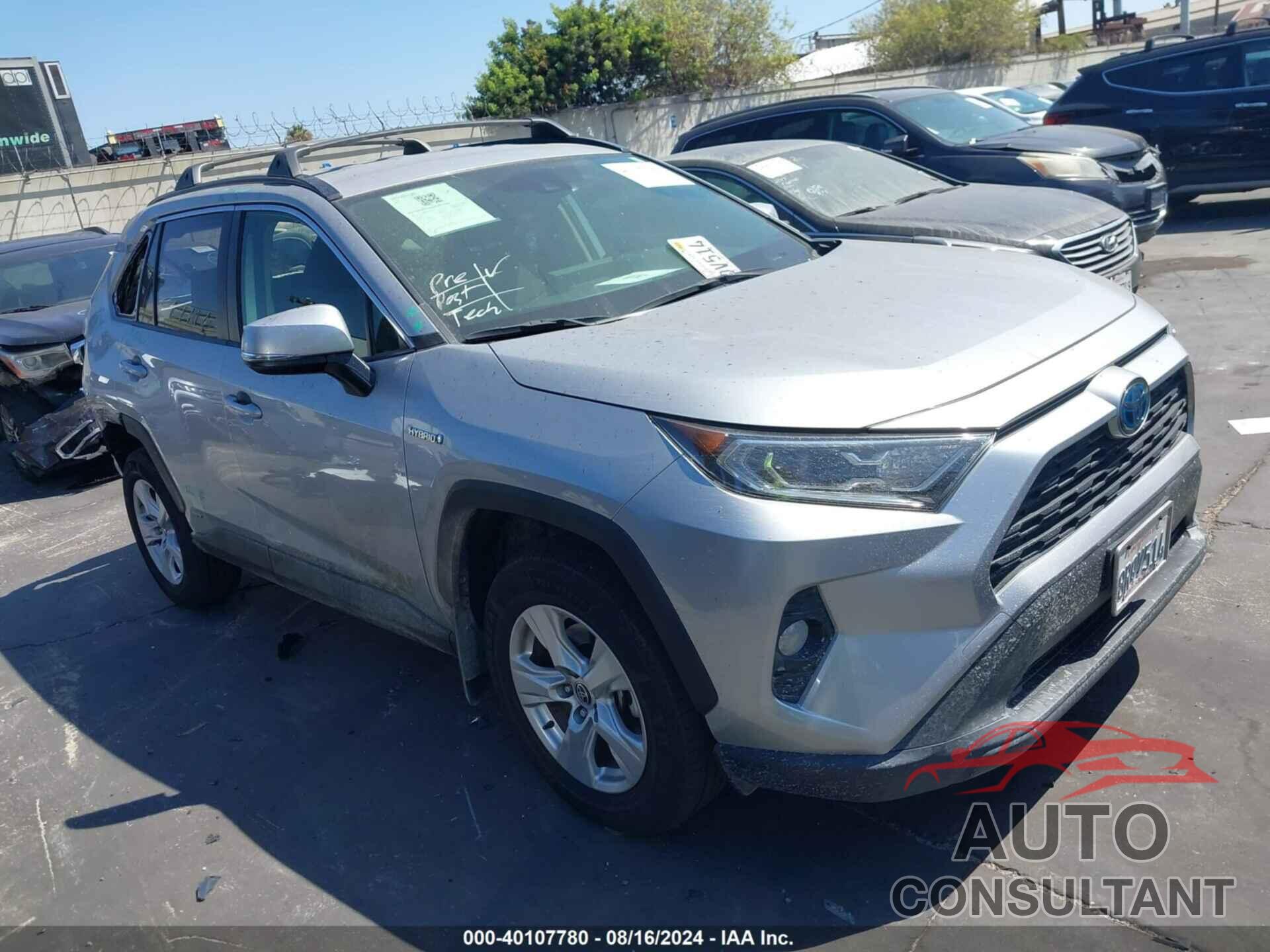 TOYOTA RAV4 HYBRID 2020 - JTMRWRFV2LJ046067