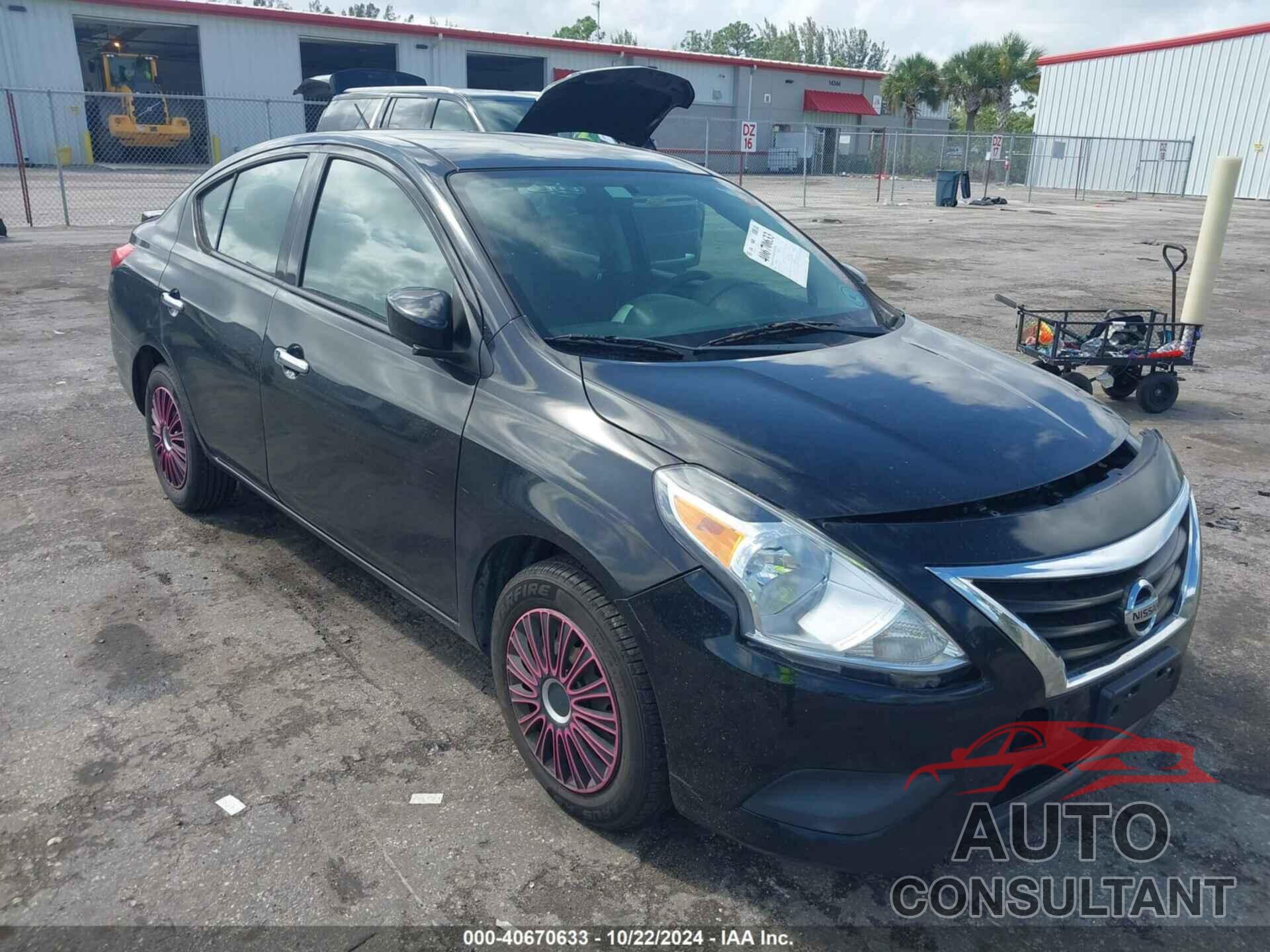 NISSAN VERSA 2018 - 3N1CN7AP1JL810263