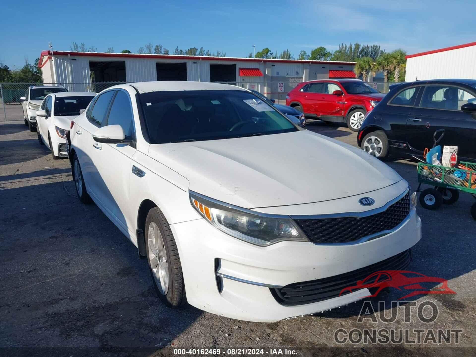 KIA OPTIMA 2018 - 5XXGT4L38JG254770