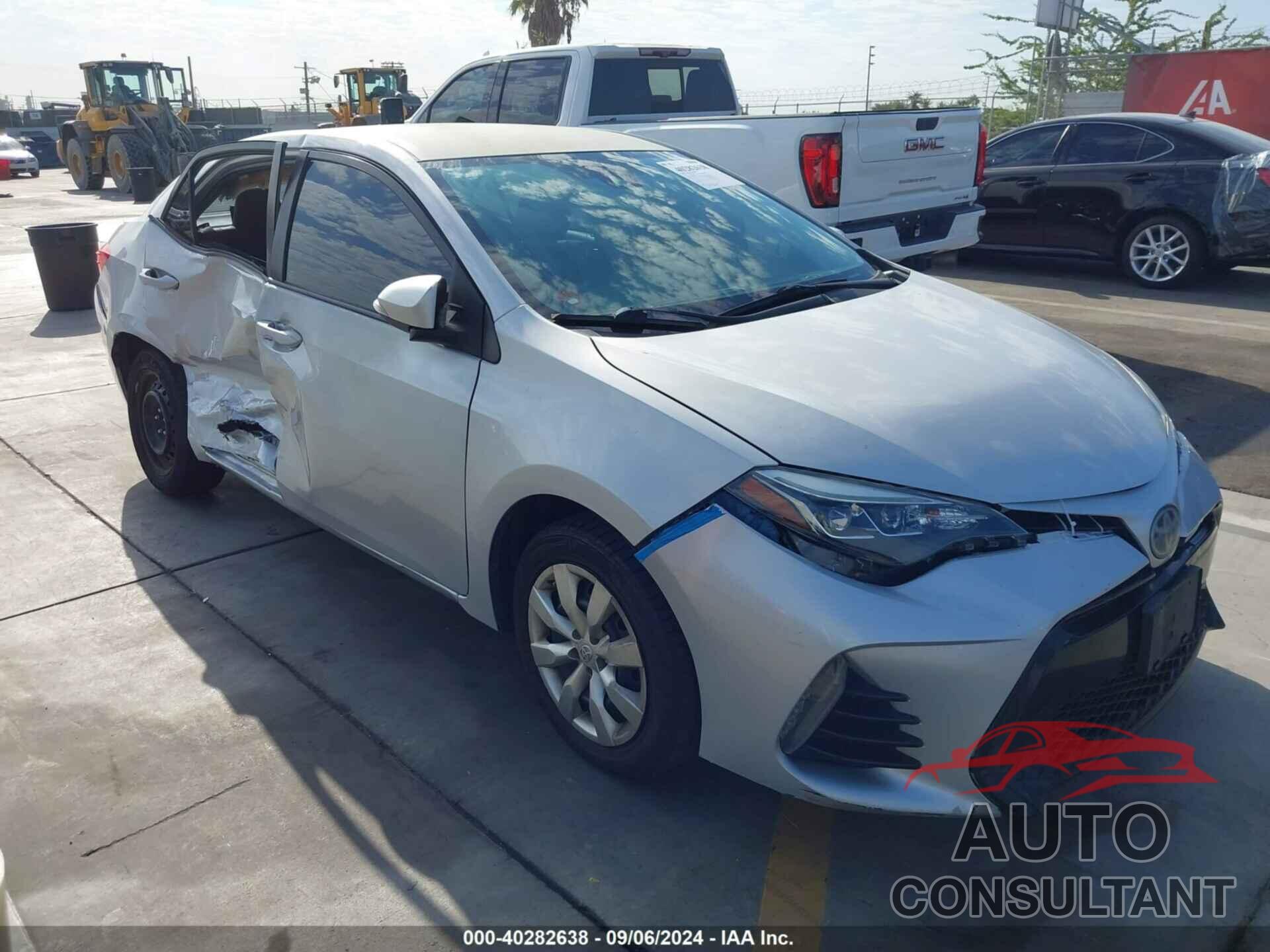 TOYOTA COROLLA 2017 - 5YFBURHE7HP657722