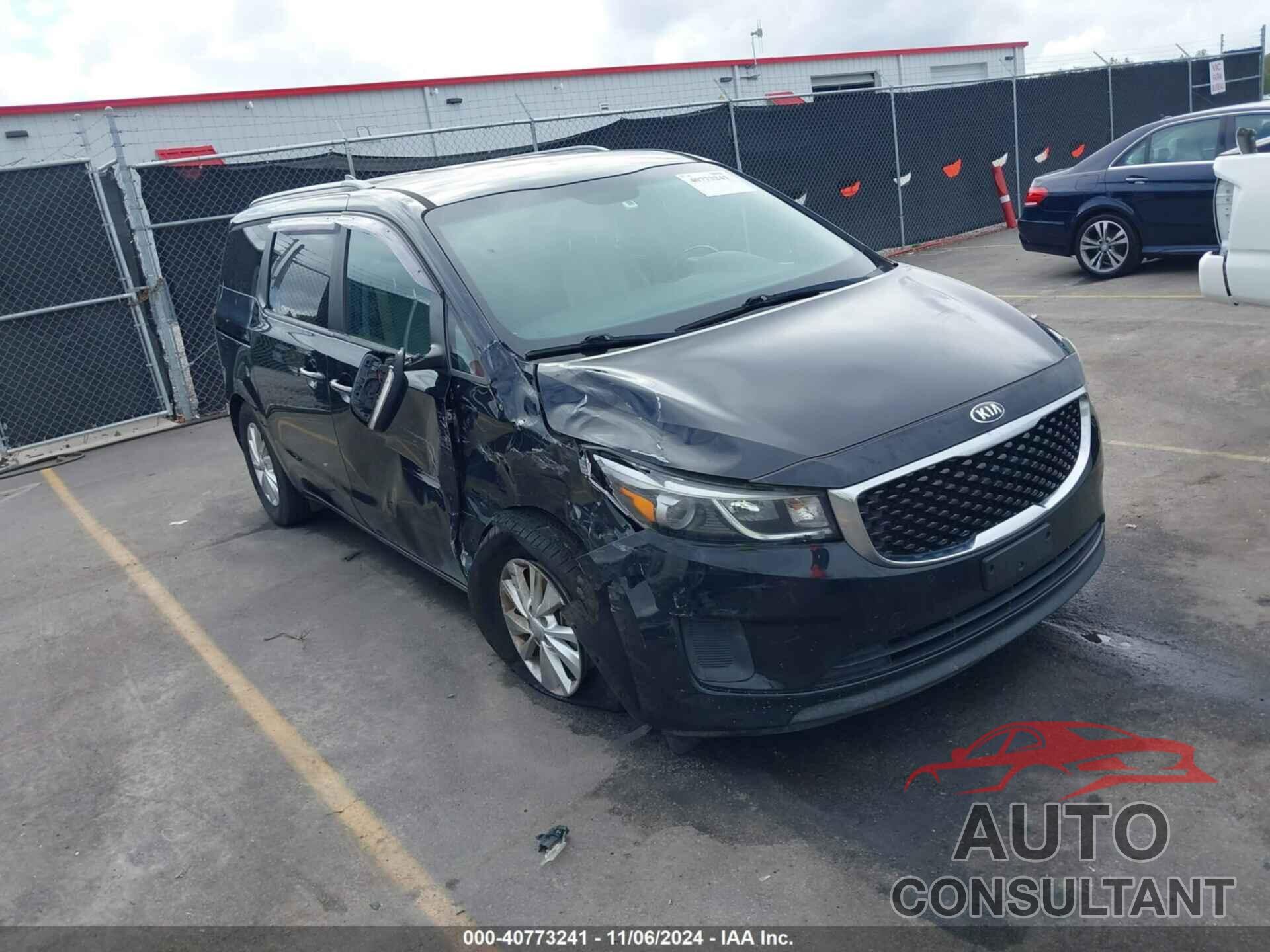 KIA SEDONA 2017 - KNDMB5C11H6305111