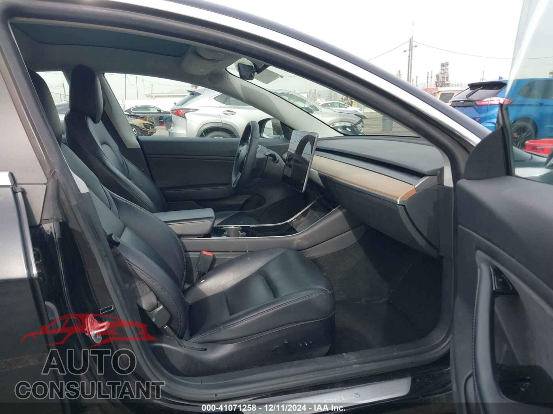 TESLA MODEL 3 2020 - 5YJ3E1EB0LF600098