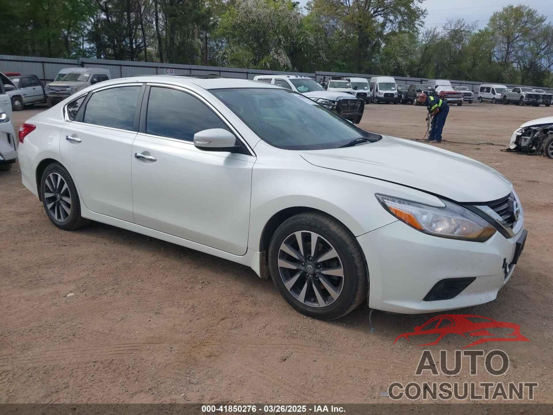 NISSAN ALTIMA 2017 - 1N4AL3AP2HC163029
