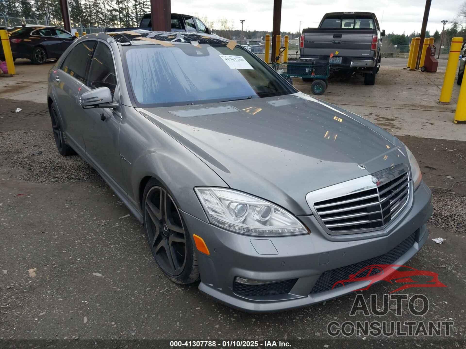 MERCEDES-BENZ S 63 AMG 2013 - WDDNG7EB3DA493697