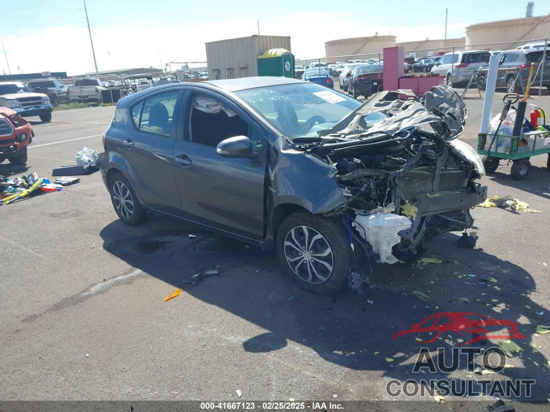 TOYOTA PRIUS C 2015 - JTDKDTB37F1586446