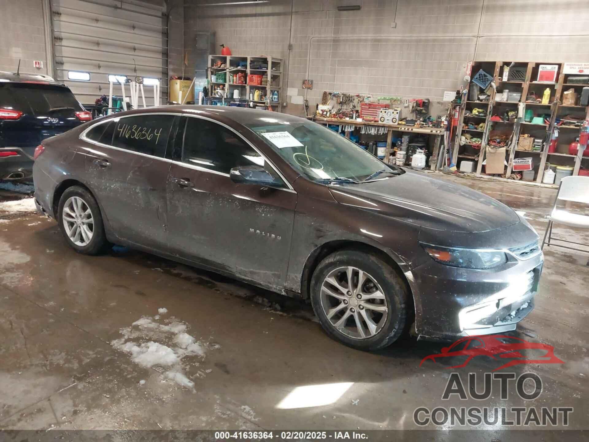CHEVROLET MALIBU 2017 - 1G1ZE5ST5HF100058