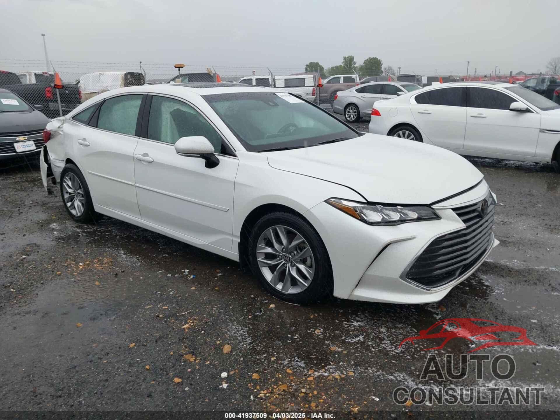 TOYOTA AVALON 2022 - 4T1AZ1FB9NU081696