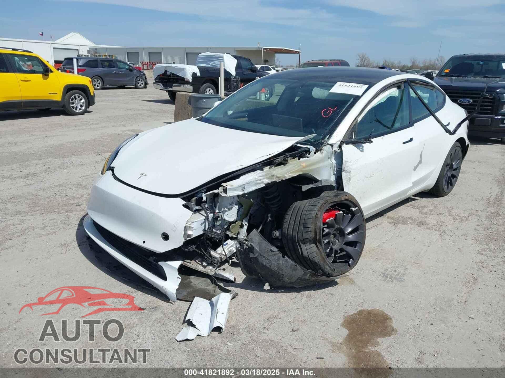 TESLA MODEL 3 2021 - 5YJ3E1EC8MF044388