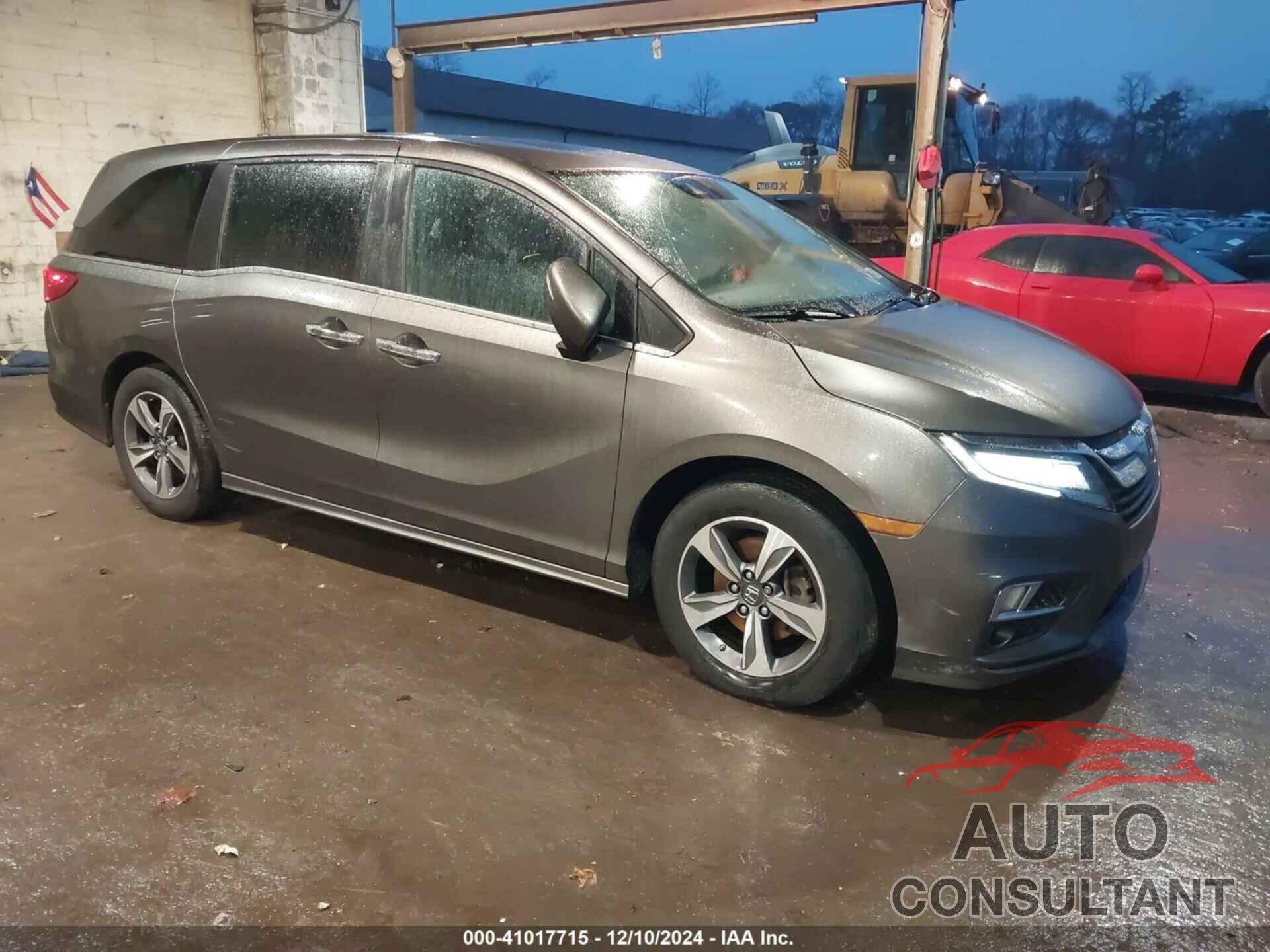 HONDA ODYSSEY 2018 - 5FNRL6H83JB038823