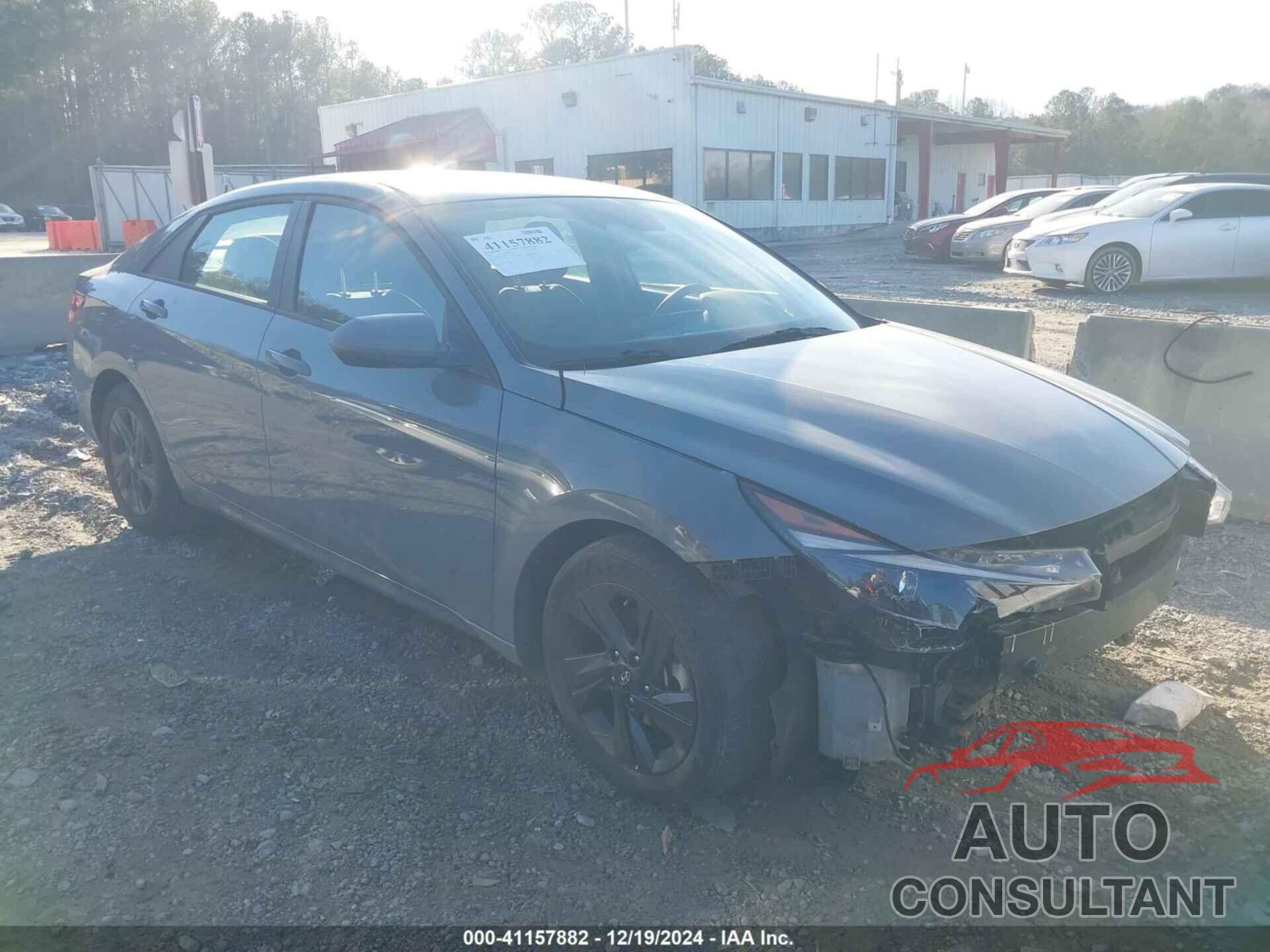 HYUNDAI ELANTRA 2022 - KMHLM4AG4NU331177