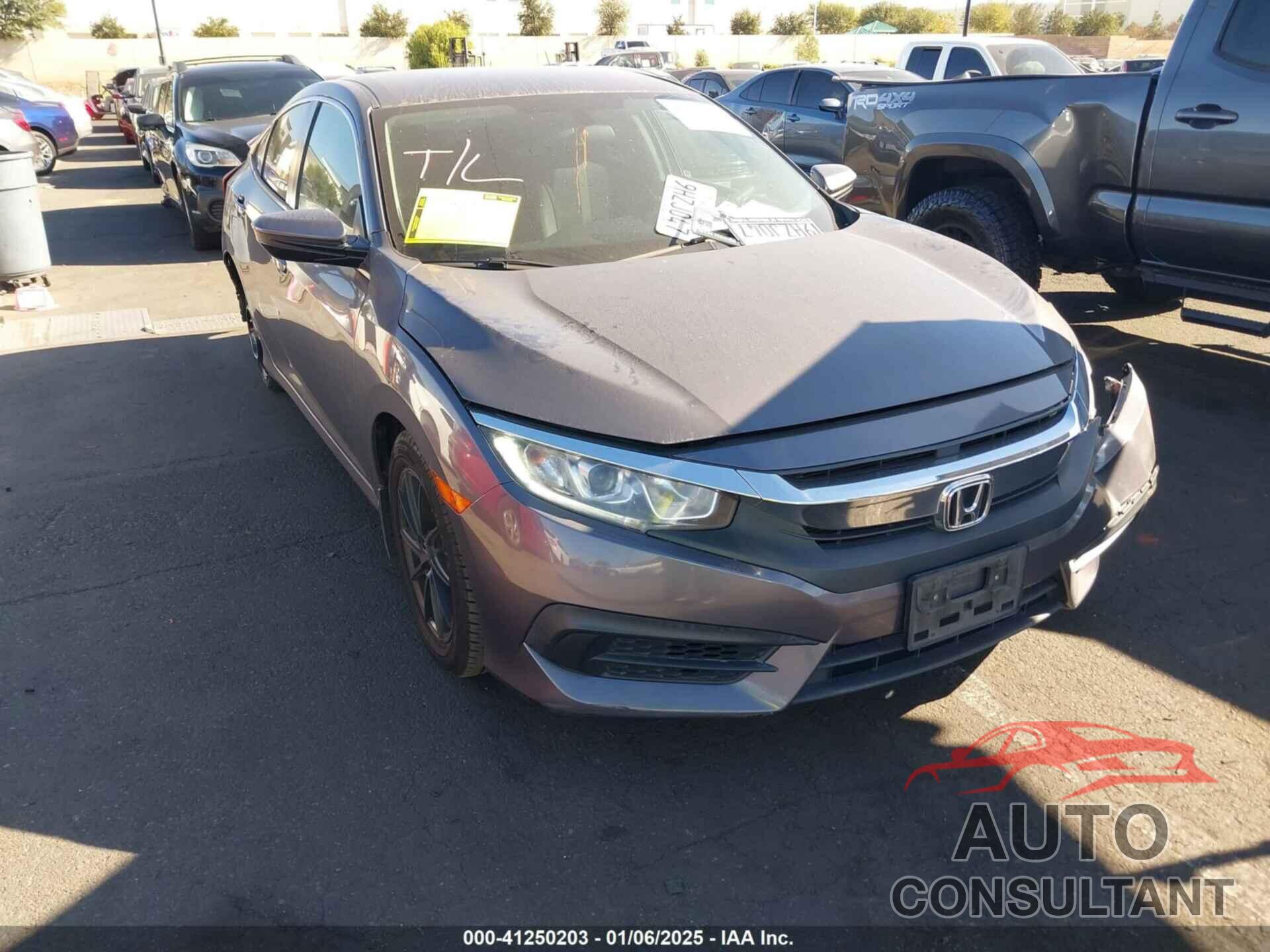 HONDA CIVIC 2017 - 2HGFC2F50HH518084
