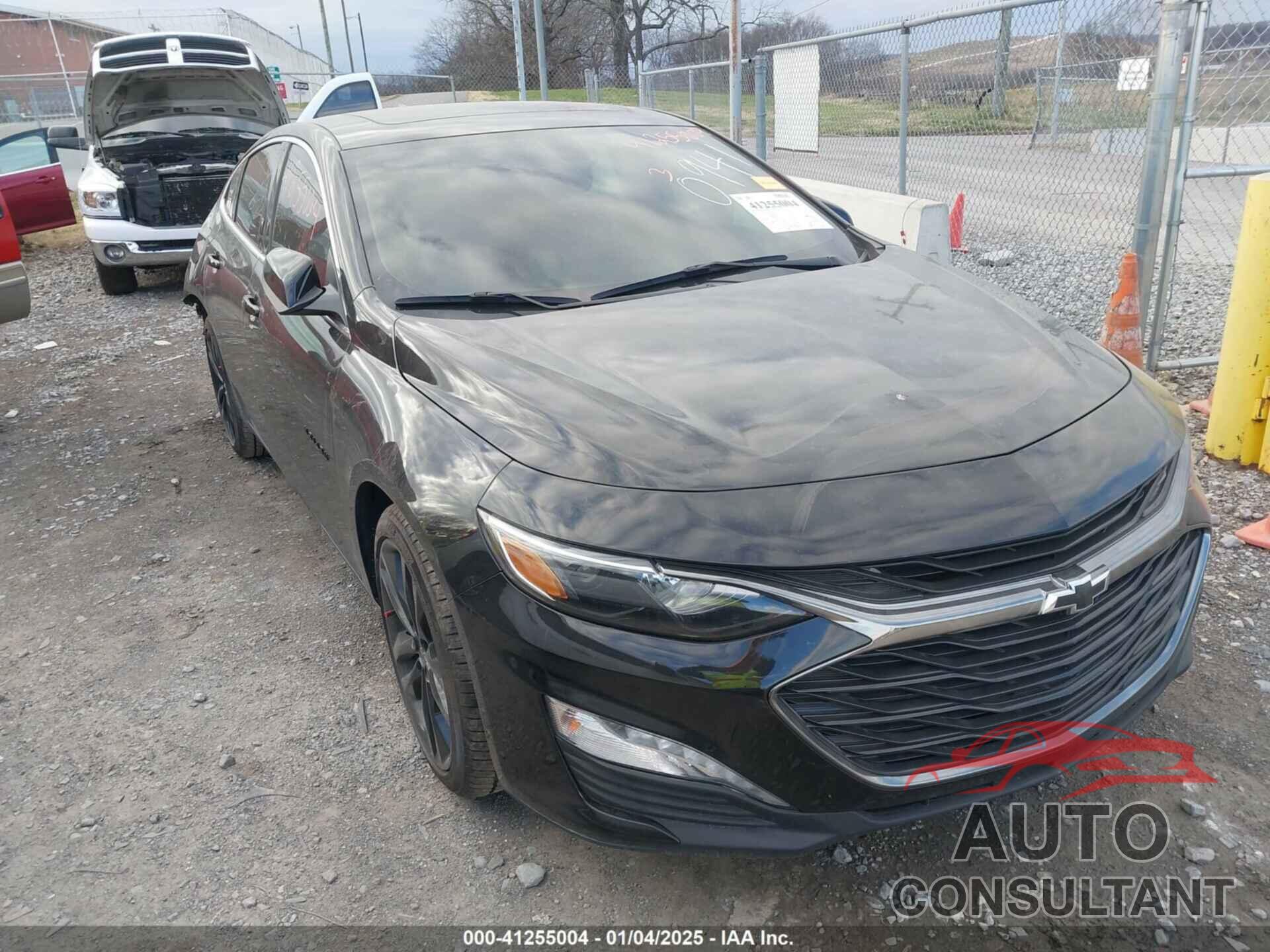 CHEVROLET MALIBU 2022 - 1G1ZD5ST5NF120941