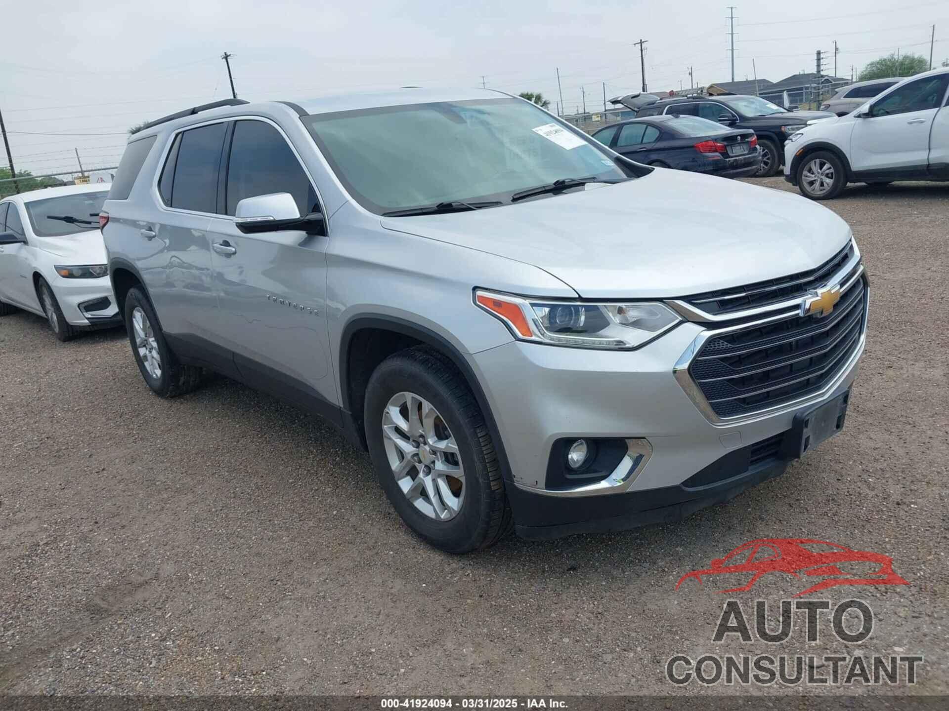 CHEVROLET TRAVERSE 2019 - 1GNERGKW8KJ155843