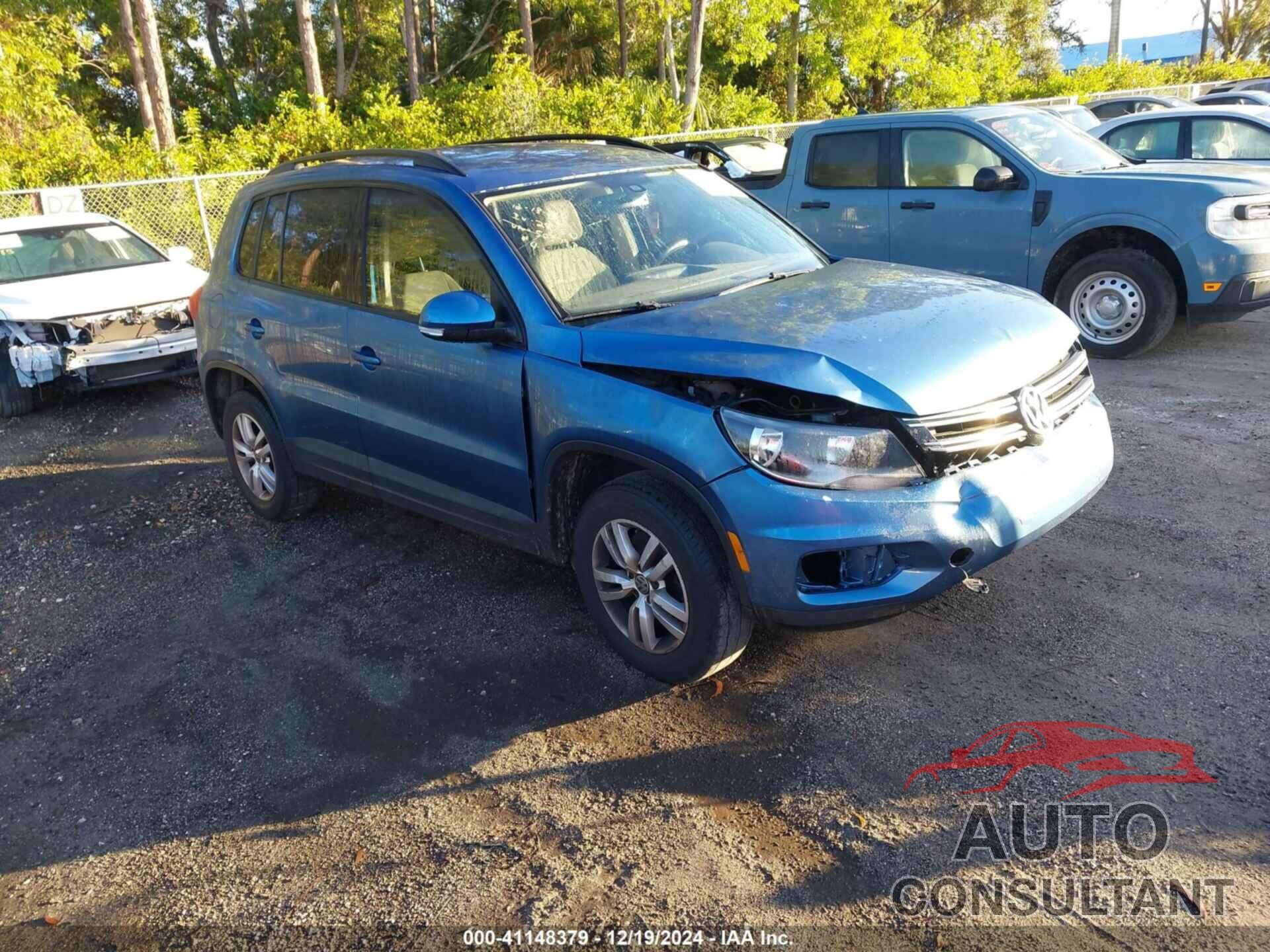 VOLKSWAGEN TIGUAN 2017 - WVGAV7AX1HW503793