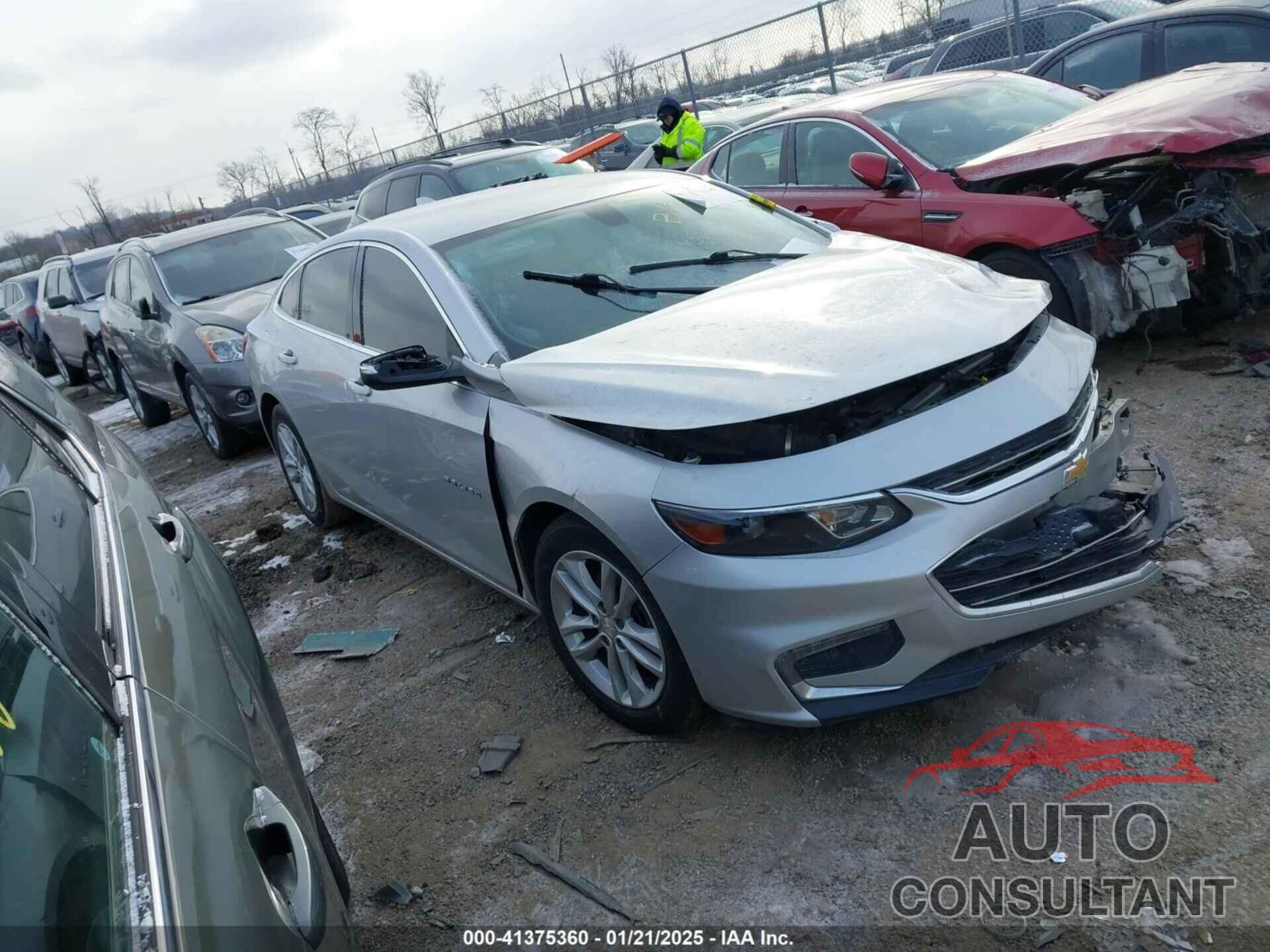 CHEVROLET MALIBU 2017 - 1G1ZE5ST7HF234585