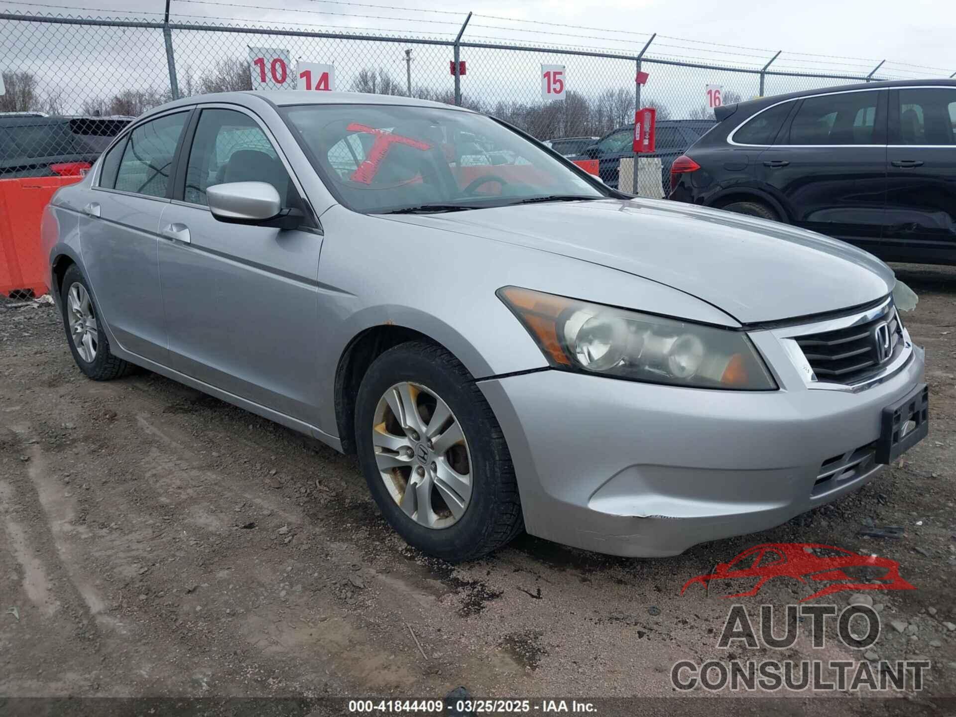 HONDA ACCORD 2010 - 1HGCP2F44AA003933
