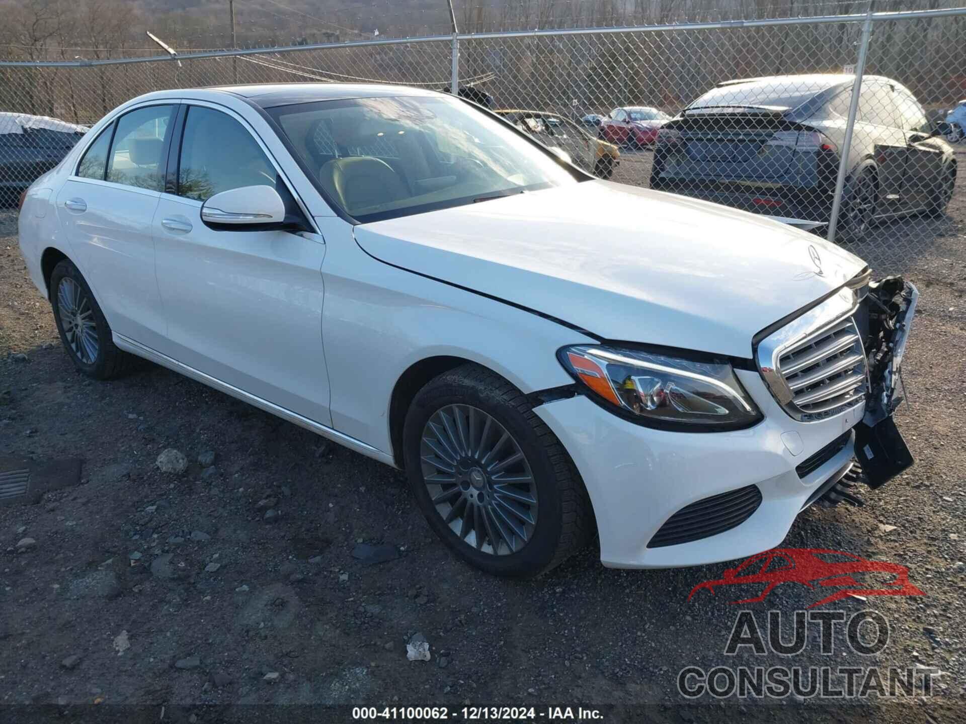 MERCEDES-BENZ C 300 2015 - 55SWF4KB9FU066389