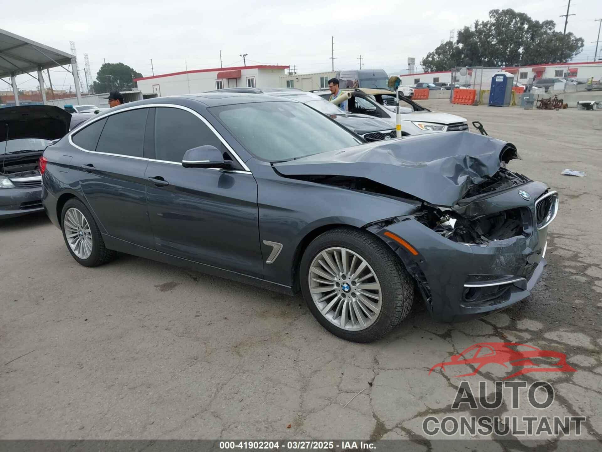 BMW 328I GRAN TURISMO 2015 - WBA3X5C50FD559804