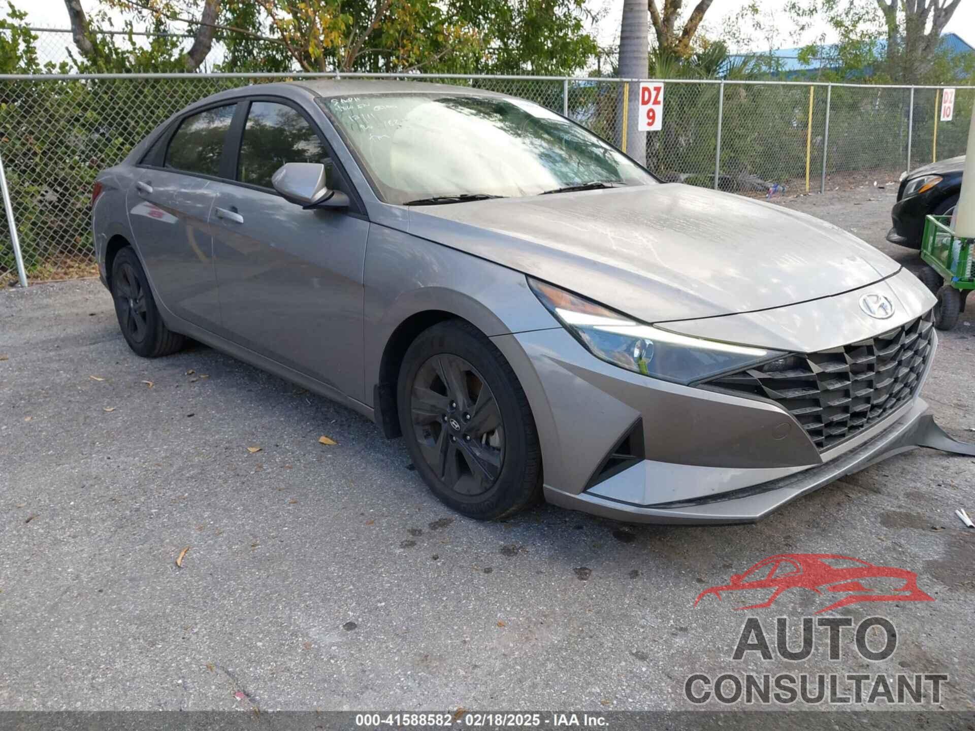 HYUNDAI ELANTRA 2023 - KMHLM4AG8PU436114