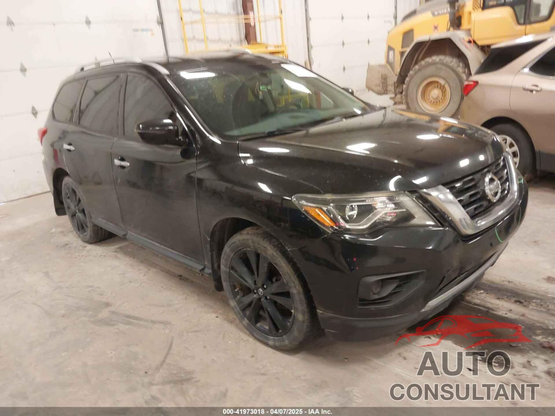 NISSAN PATHFINDER 2017 - 5N1DR2MM8HC640947