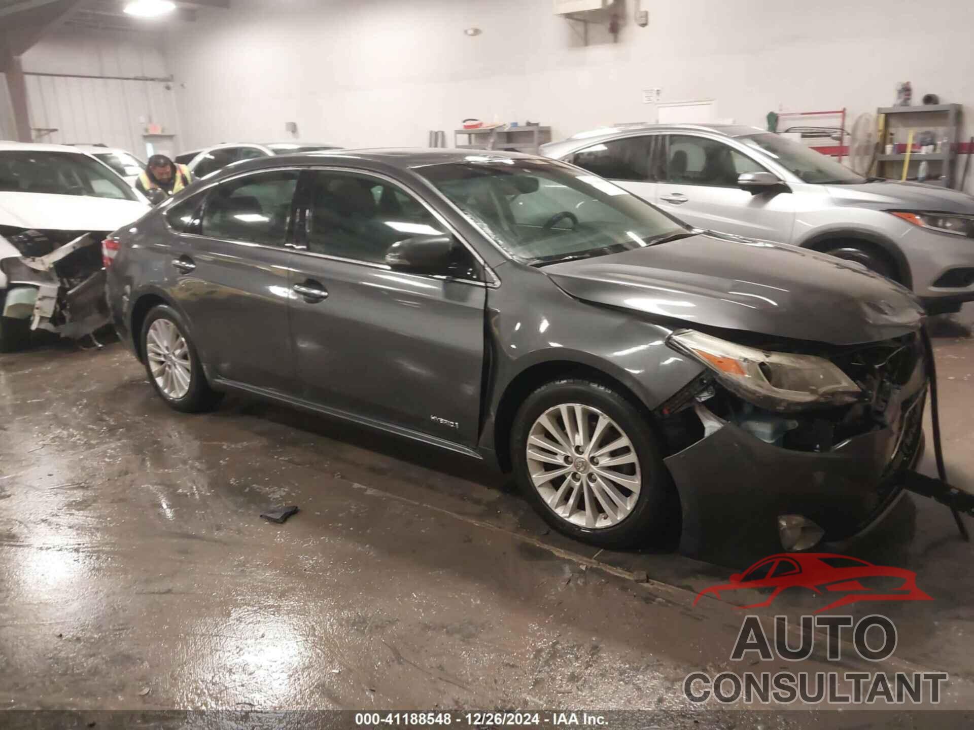 TOYOTA AVALON HYBRID 2013 - 4T1BD1EB3DU009962