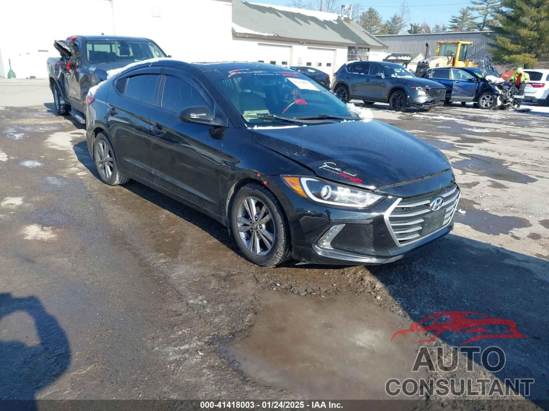 HYUNDAI ELANTRA 2018 - KMHD84LFXJU452464