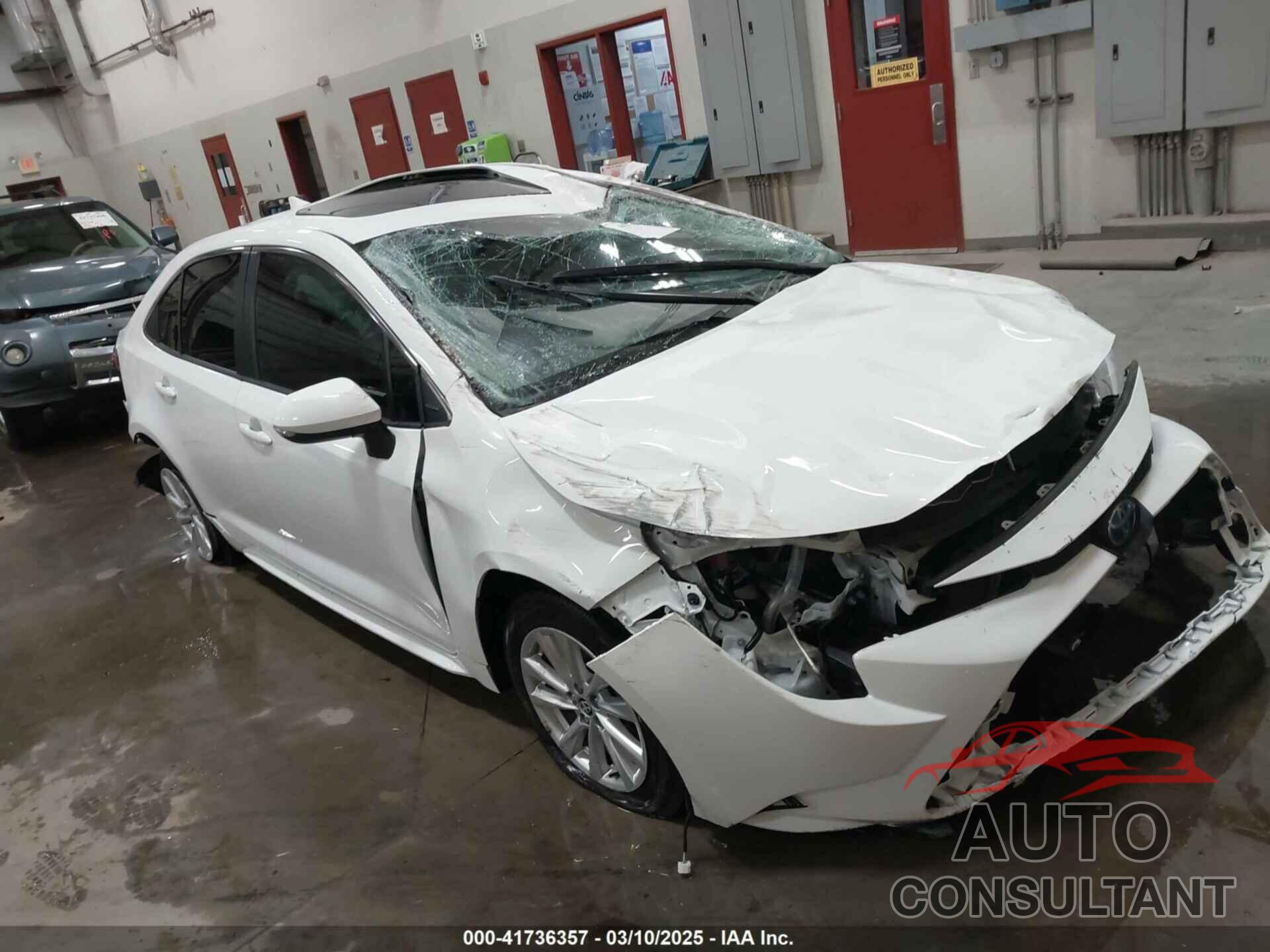 TOYOTA COROLLA 2024 - JTDBCMFE8R3049484