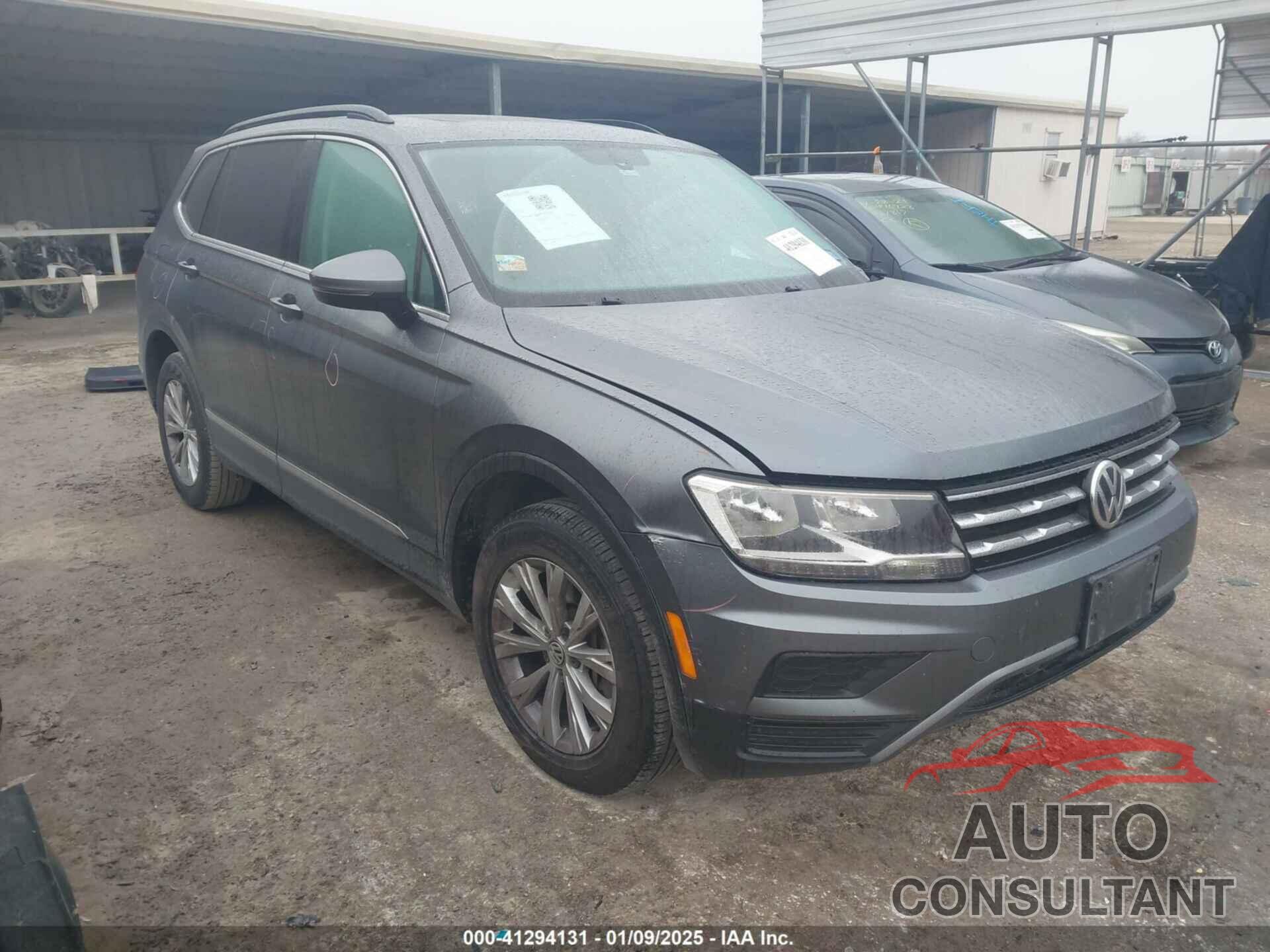 VOLKSWAGEN TIGUAN 2018 - 3VV3B7AX8JM136811