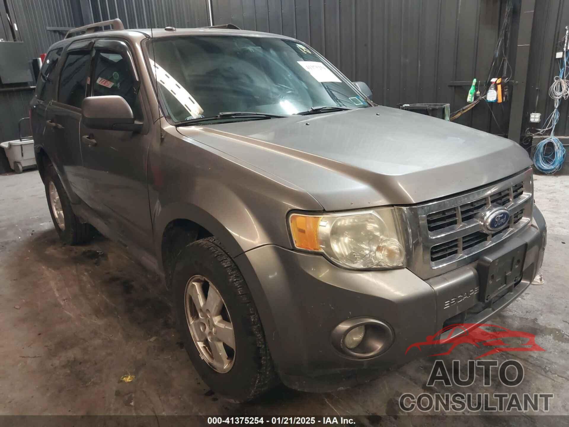 FORD ESCAPE 2010 - 1FMCU9D76AKD09082