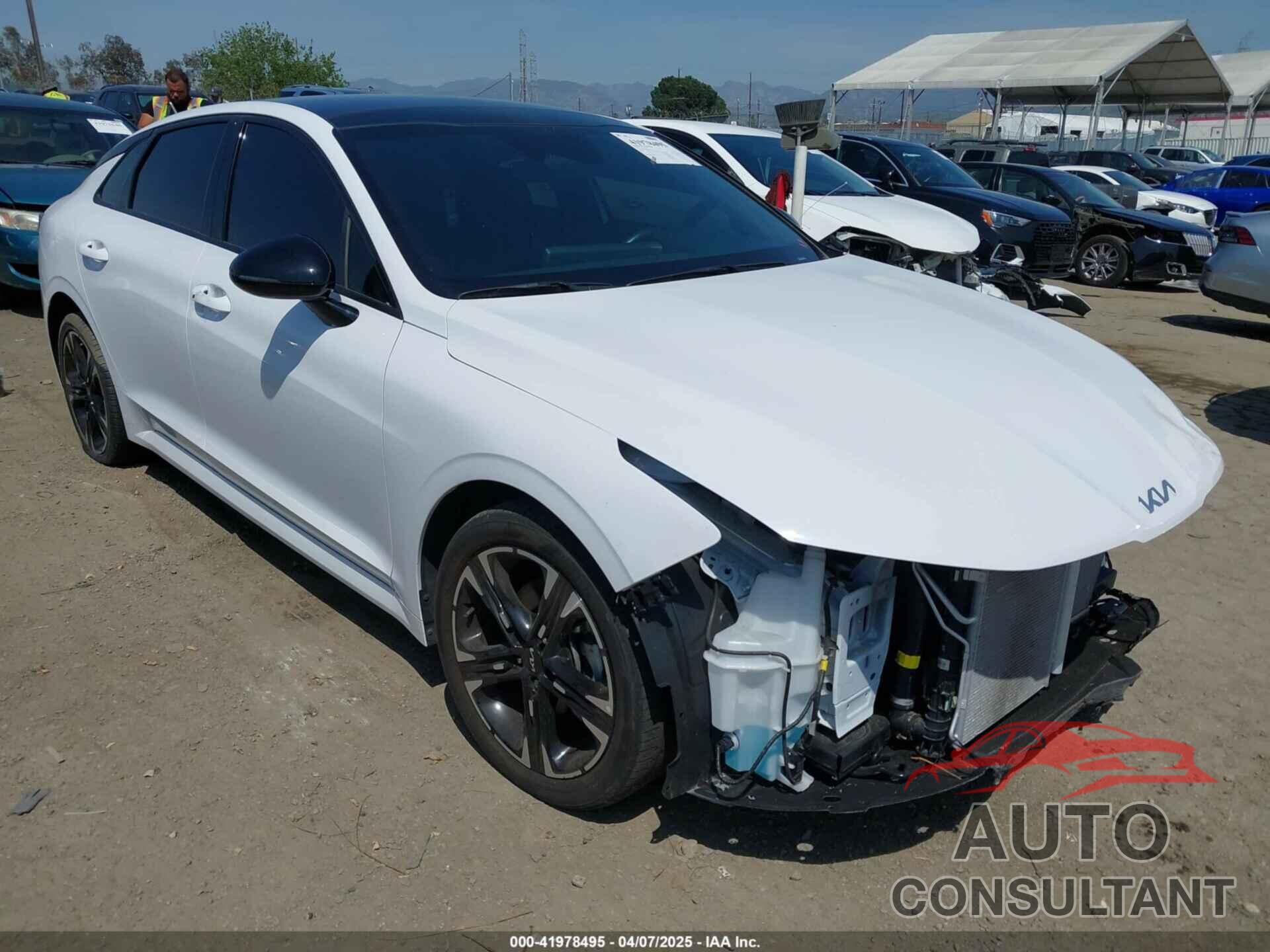KIA K5 2024 - 5XXG64J25RG265447