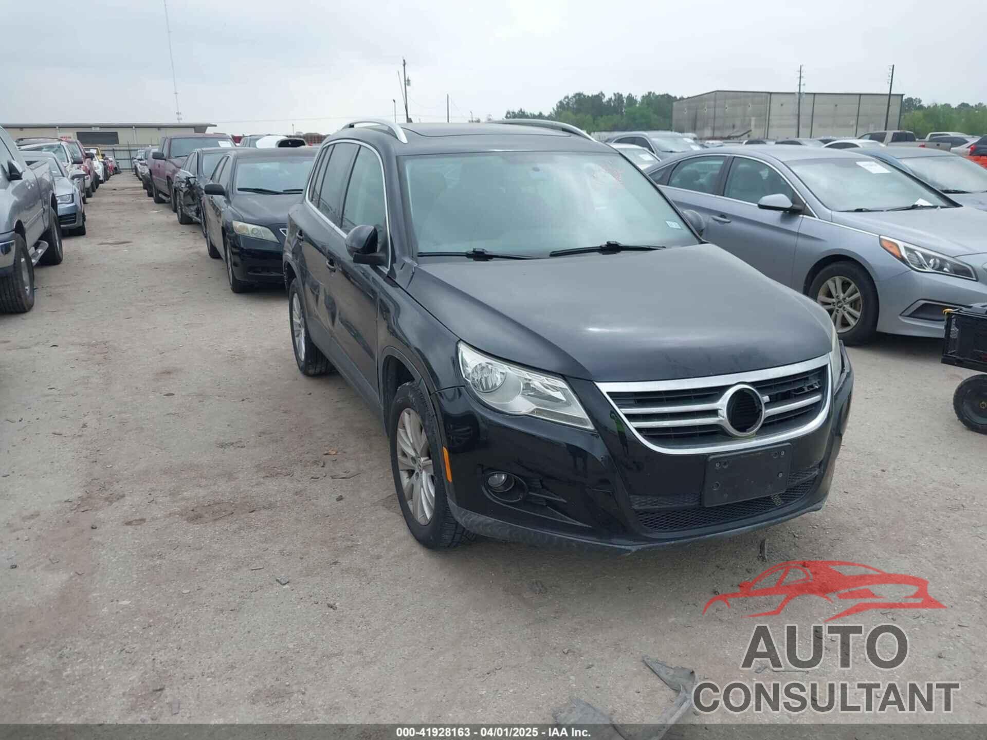 VOLKSWAGEN TIGUAN 2009 - WVGBV75N09W527520