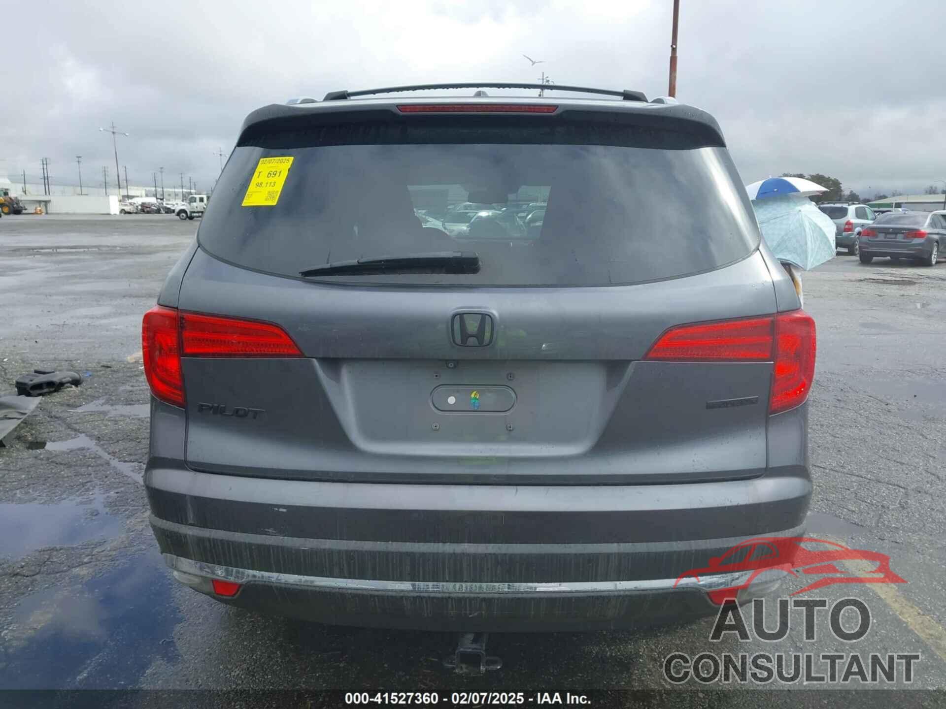 HONDA PILOT 2016 - 5FNYF5H98GB047032
