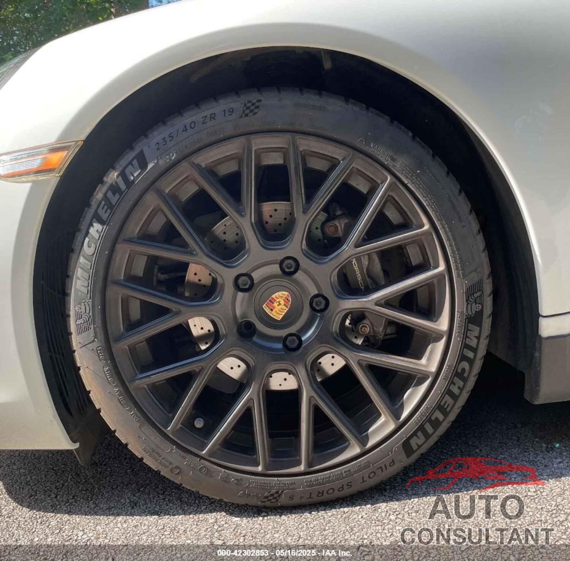 PORSCHE 911 2014 - WP0CA2A92ES140453