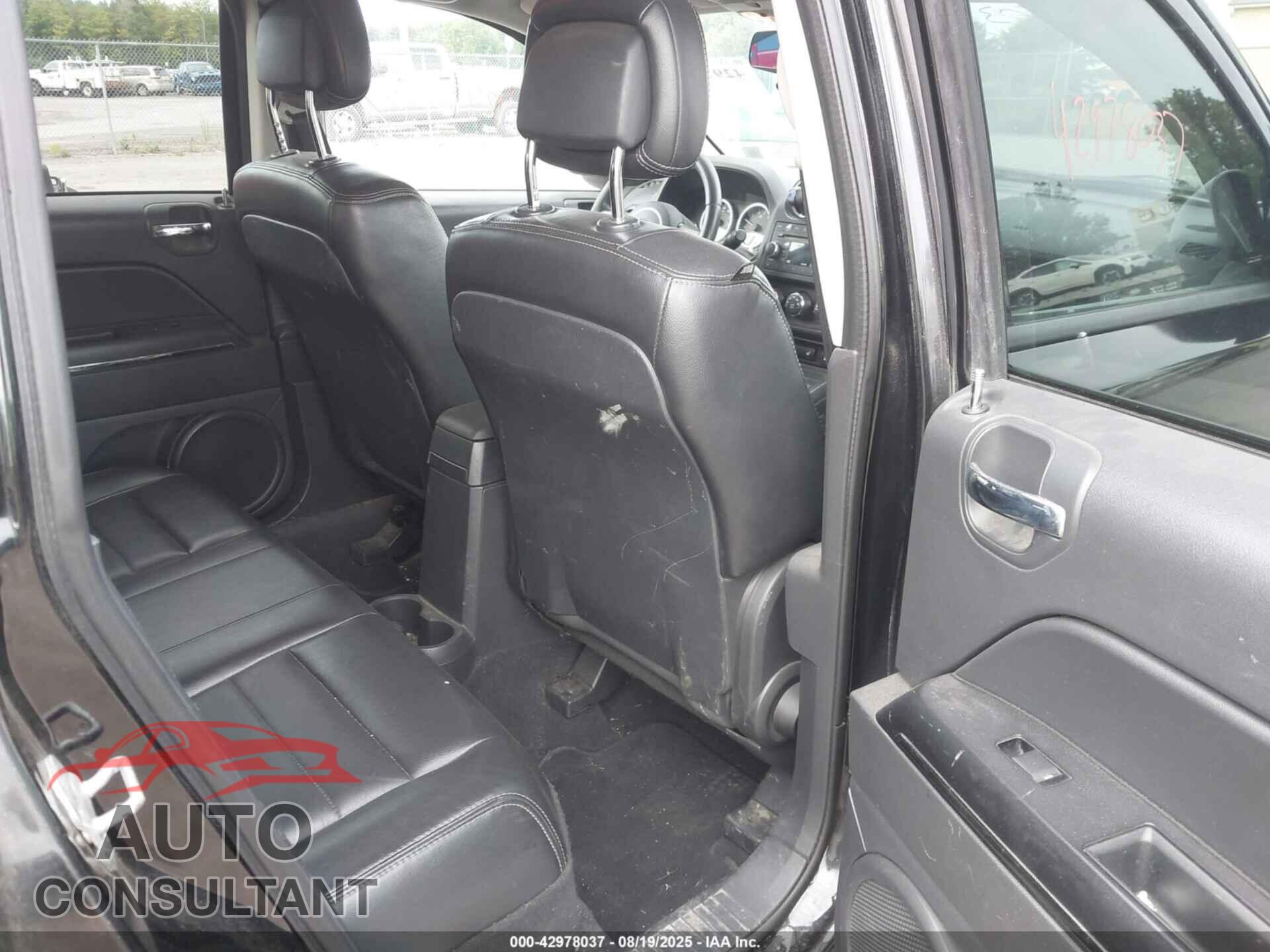 JEEP COMPASS 2012 - 1C4NJDCB2CD588682