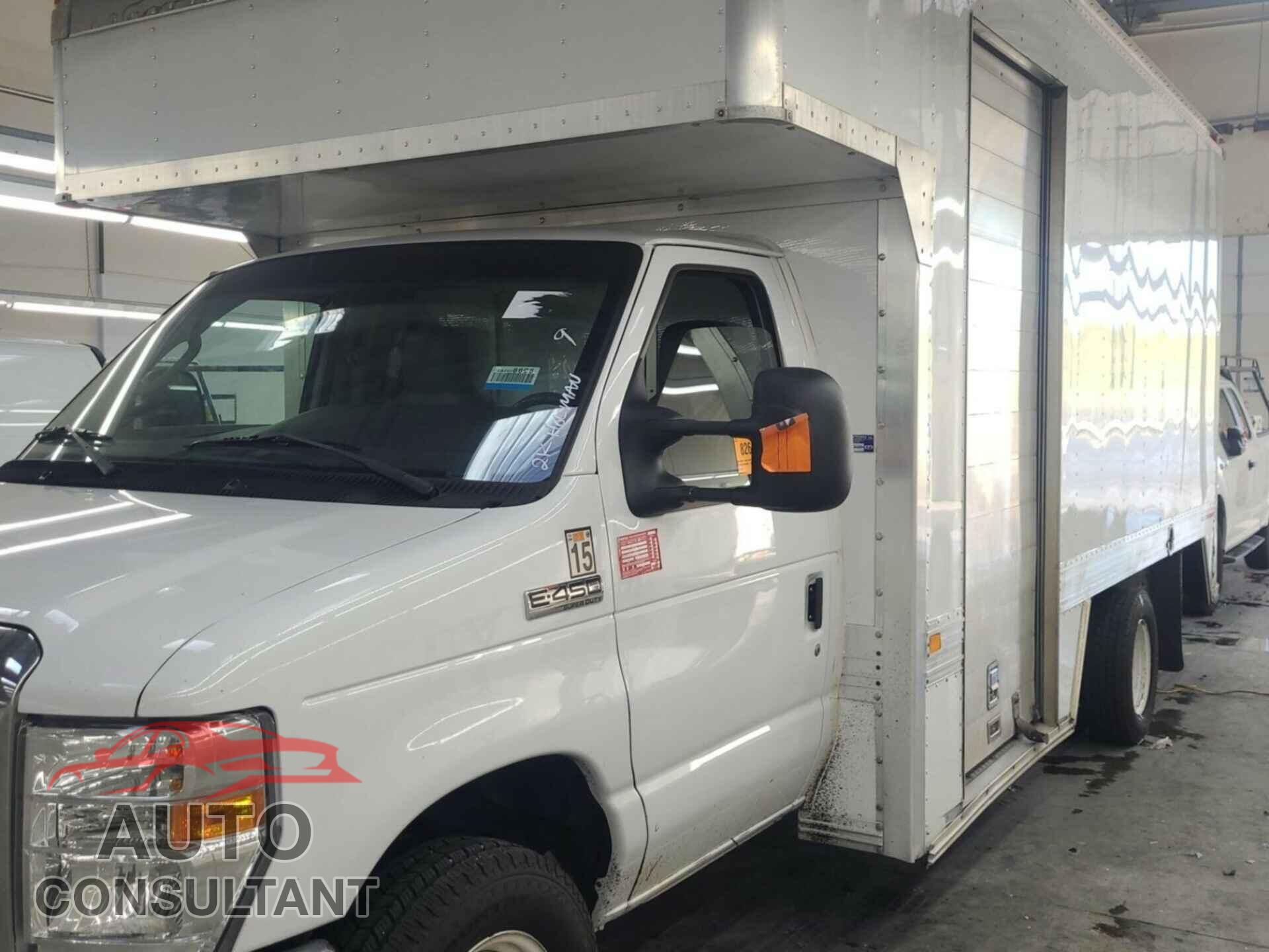 FORD E-450 CUTAWAY 2015 - 1FDXE4FS7FDA02468