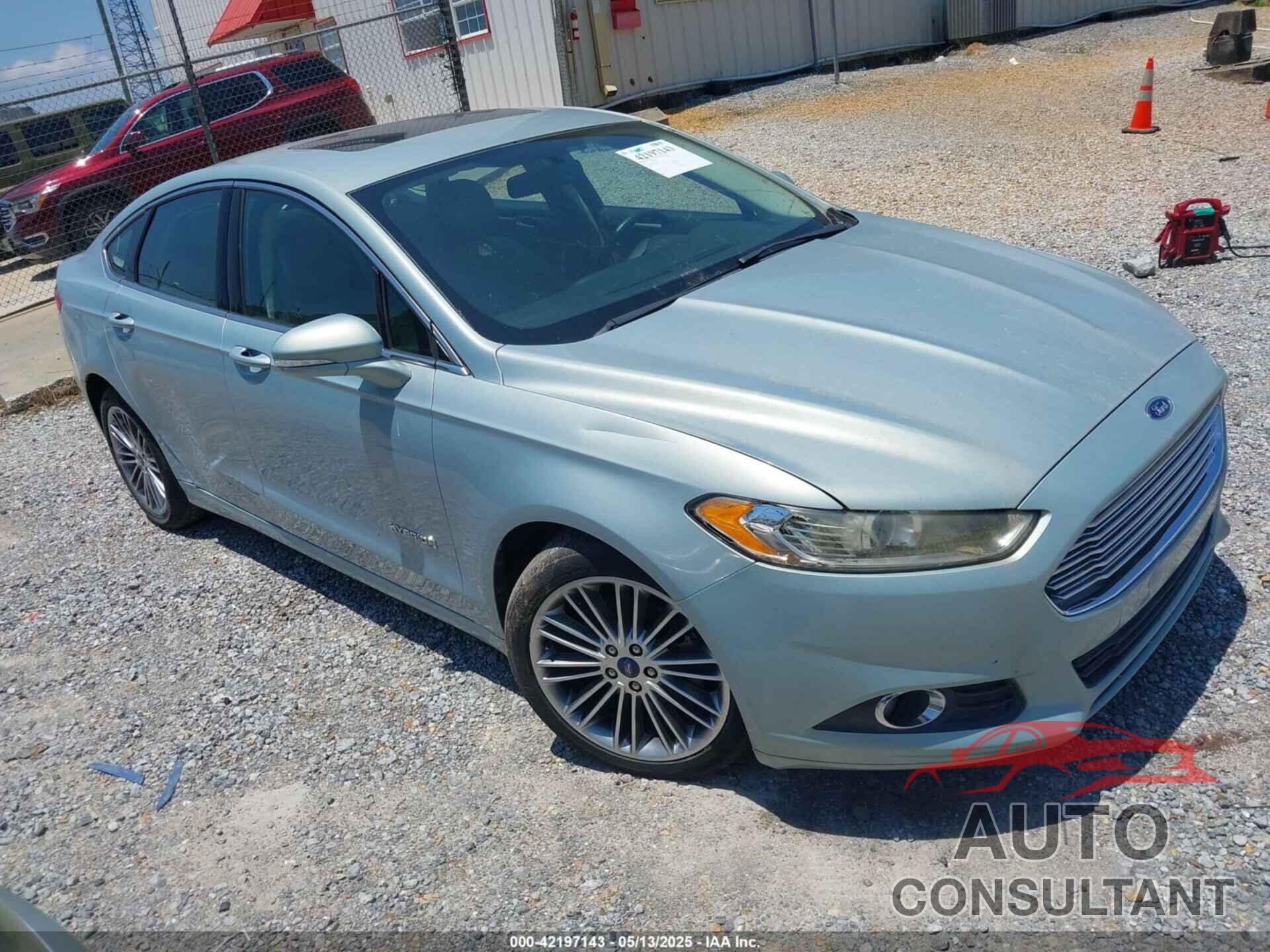 FORD FUSION HYBRID 2013 - 3FA6P0LU4DR259073