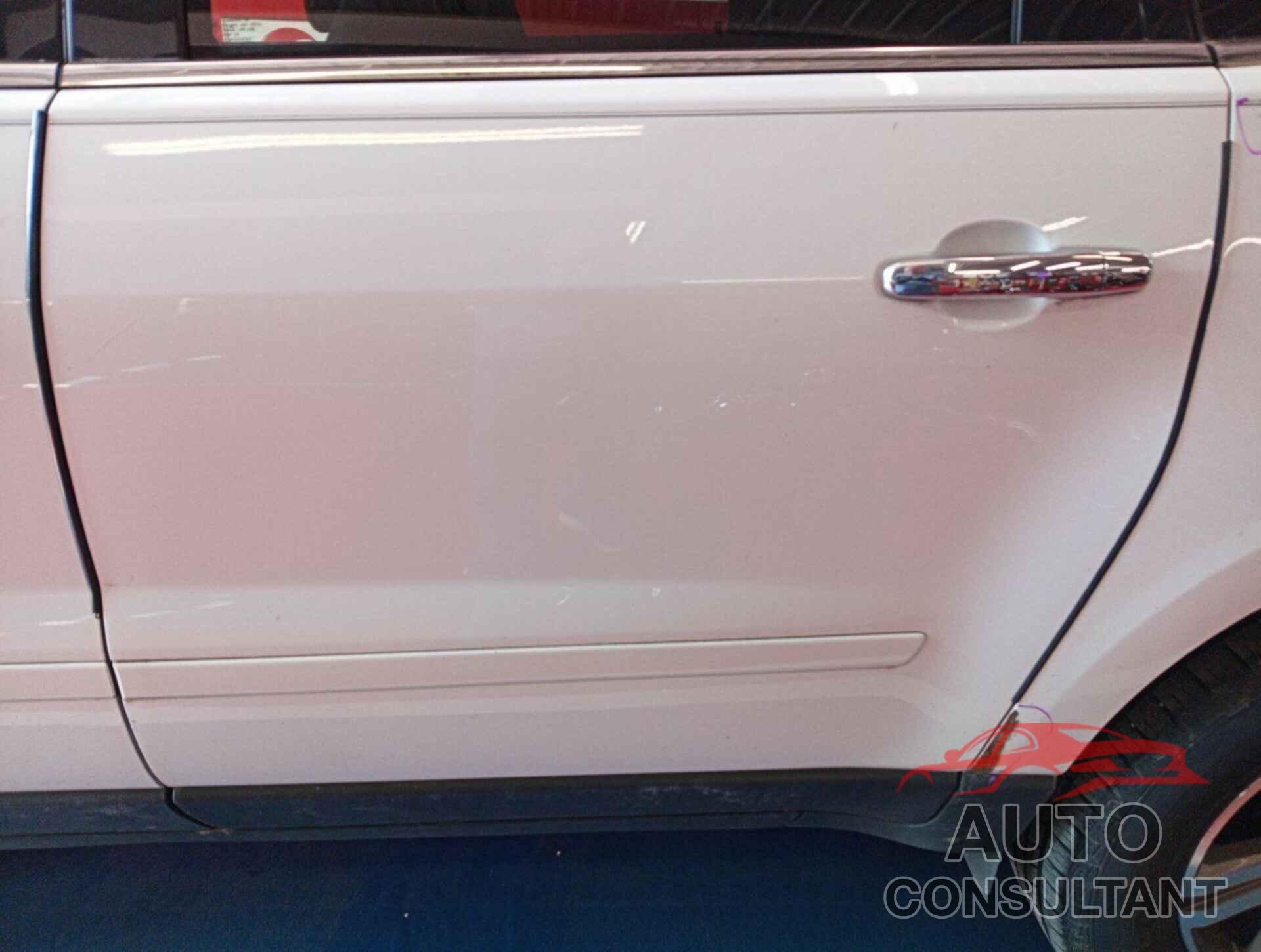 CHEVROLET TRAVERSE 2017 - 1GNKVGKD4HJ112848