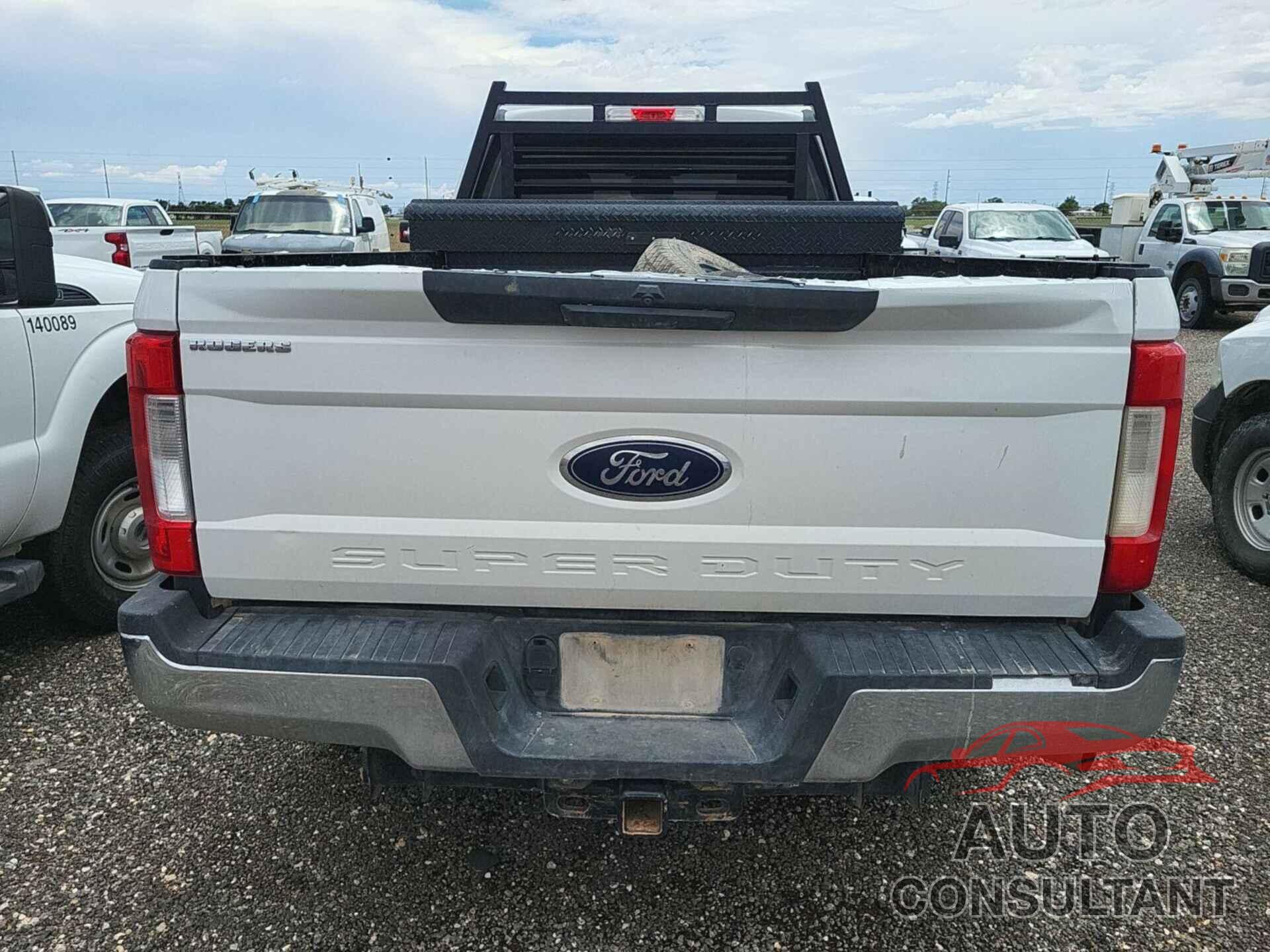 FORD F250 2019 - 1FT7W2B6XKEG23822
