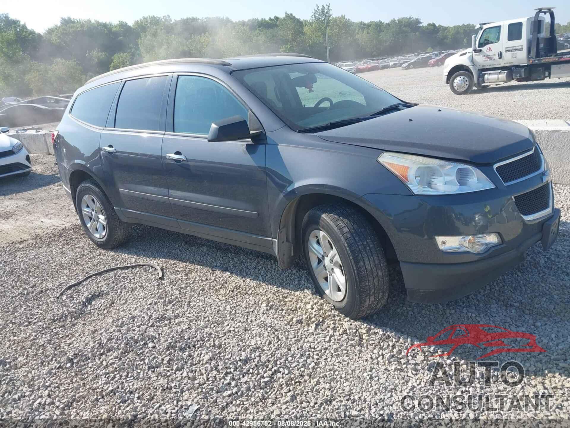 CHEVROLET TRAVERSE 2012 - 1GNKREED1CJ415731