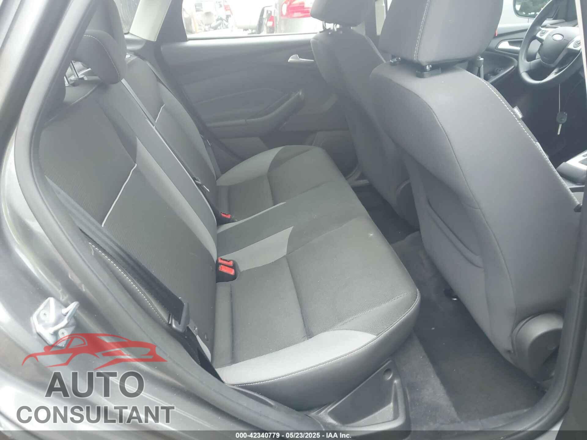 FORD FOCUS 2012 - 1FAHP3F20CL441810
