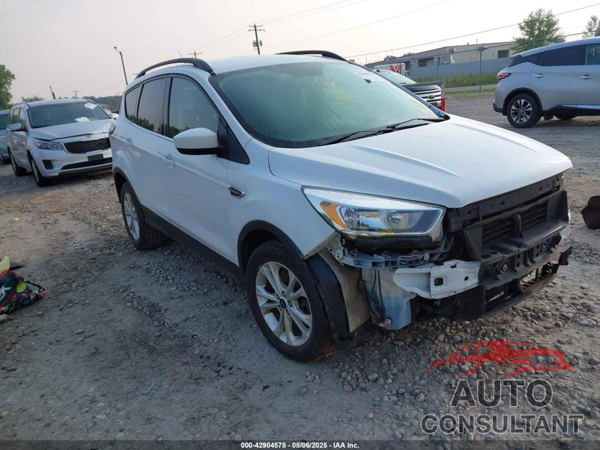 FORD ESCAPE 2018 - 1FMCU9GD1JUA74113