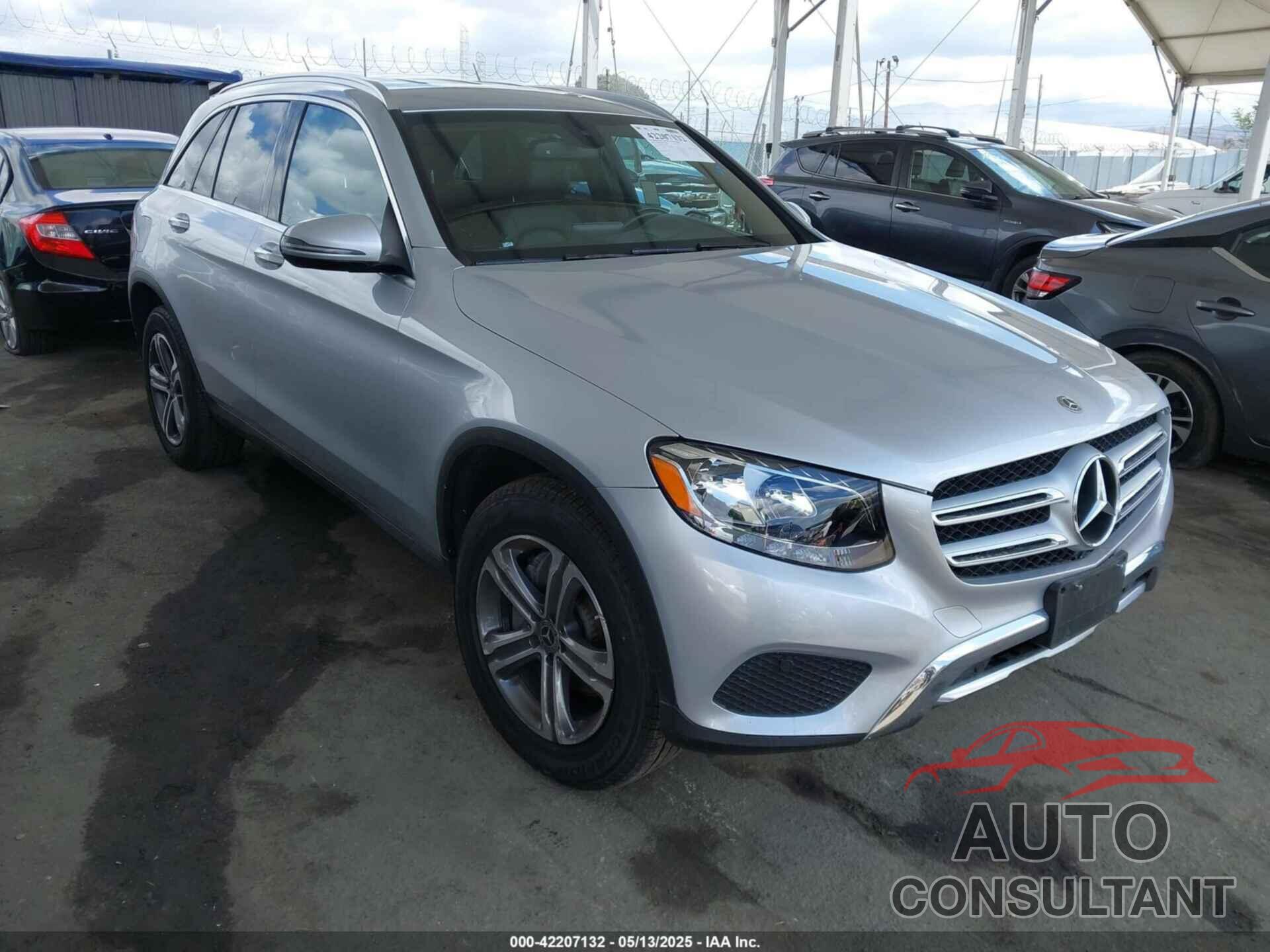 MERCEDES-BENZ GLC 300 2019 - WDC0G4JB4KV129605