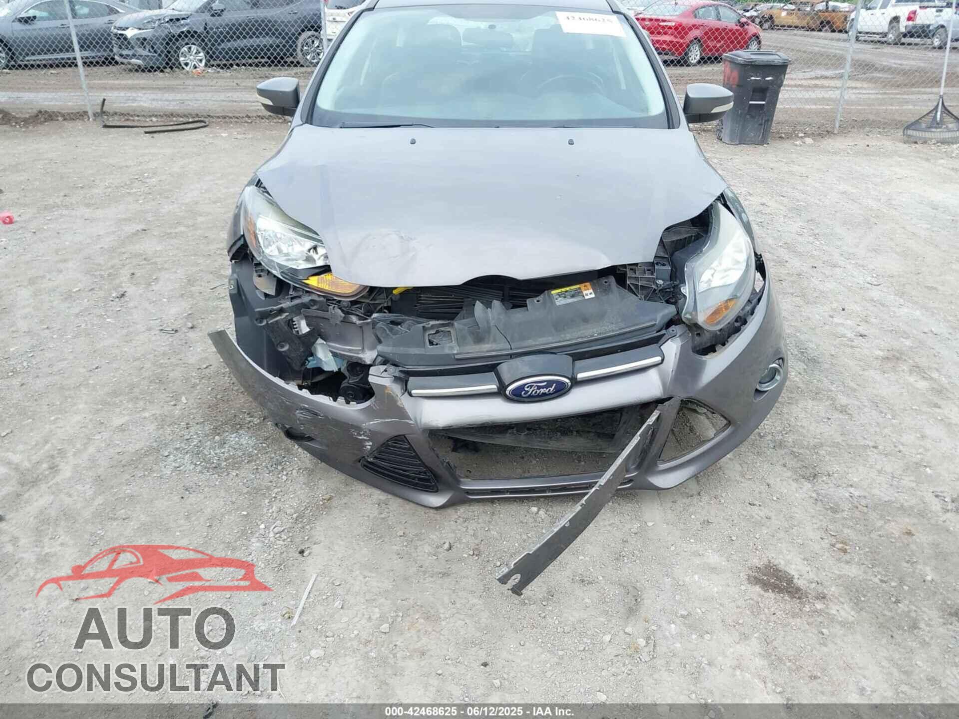 FORD FOCUS 2013 - 1FADP3N25DL219006