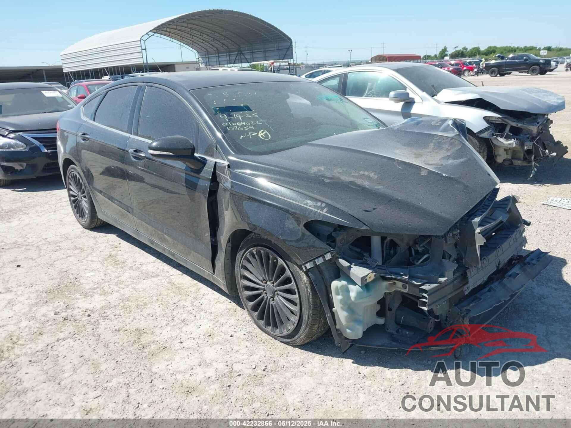 FORD FUSION 2015 - 1FA6P0H79F5107654