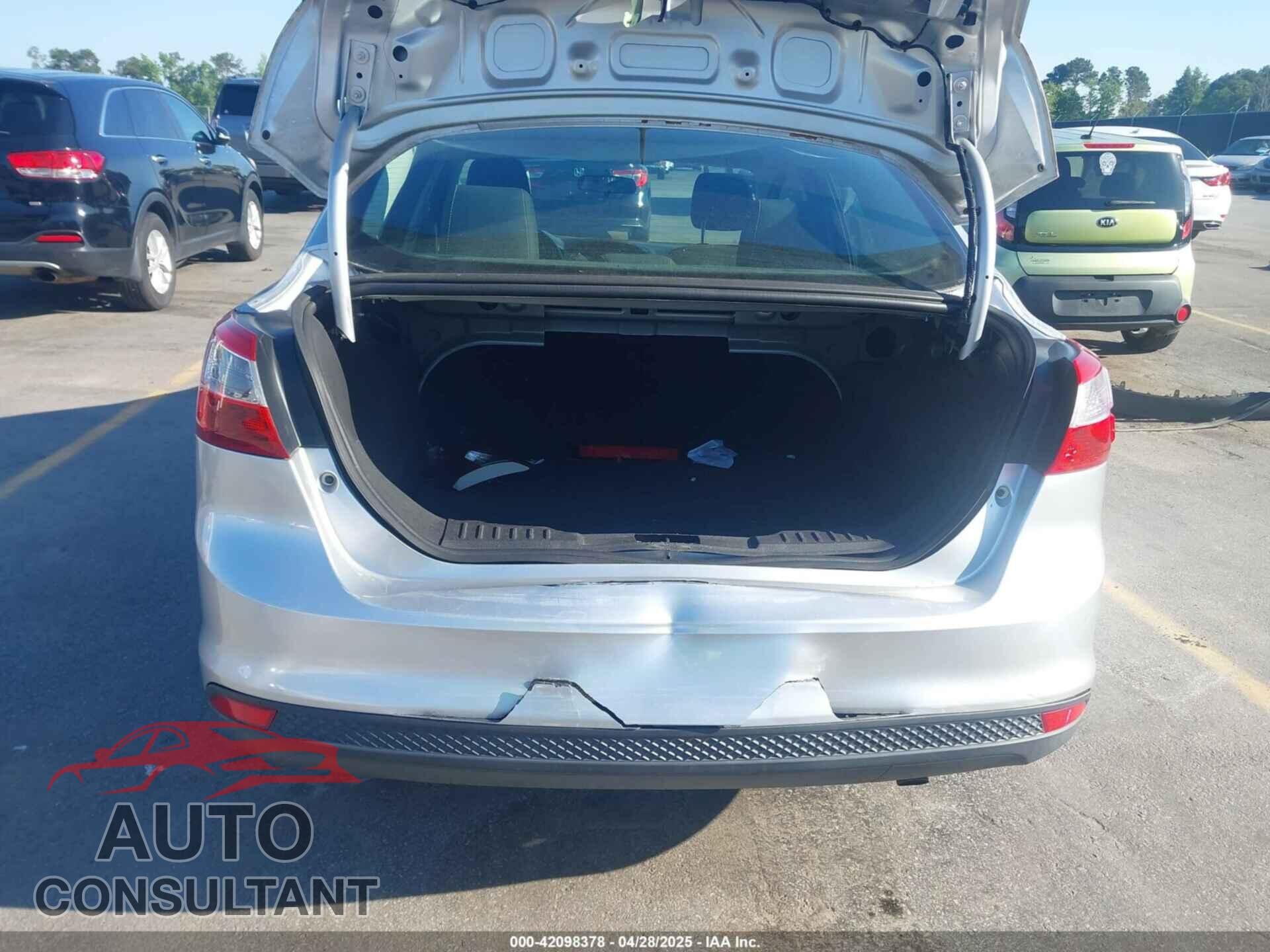 FORD FOCUS 2014 - 1FADP3E29EL306523