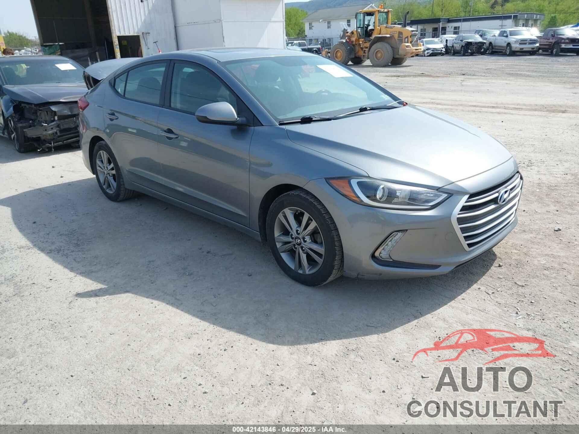 HYUNDAI ELANTRA 2018 - KMHD84LF7JU567281
