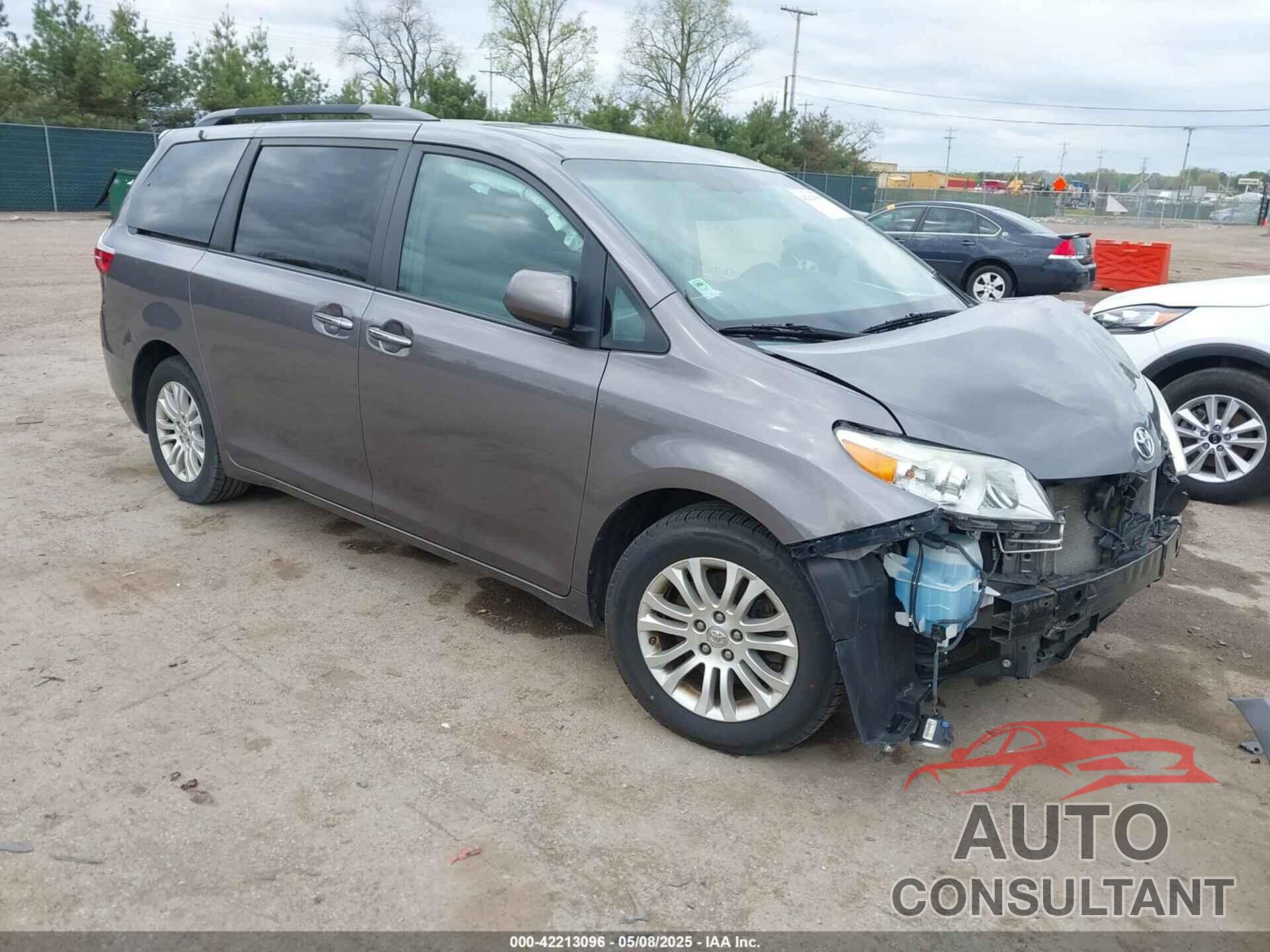TOYOTA SIENNA 2015 - 5TDYK3DC4FS533607