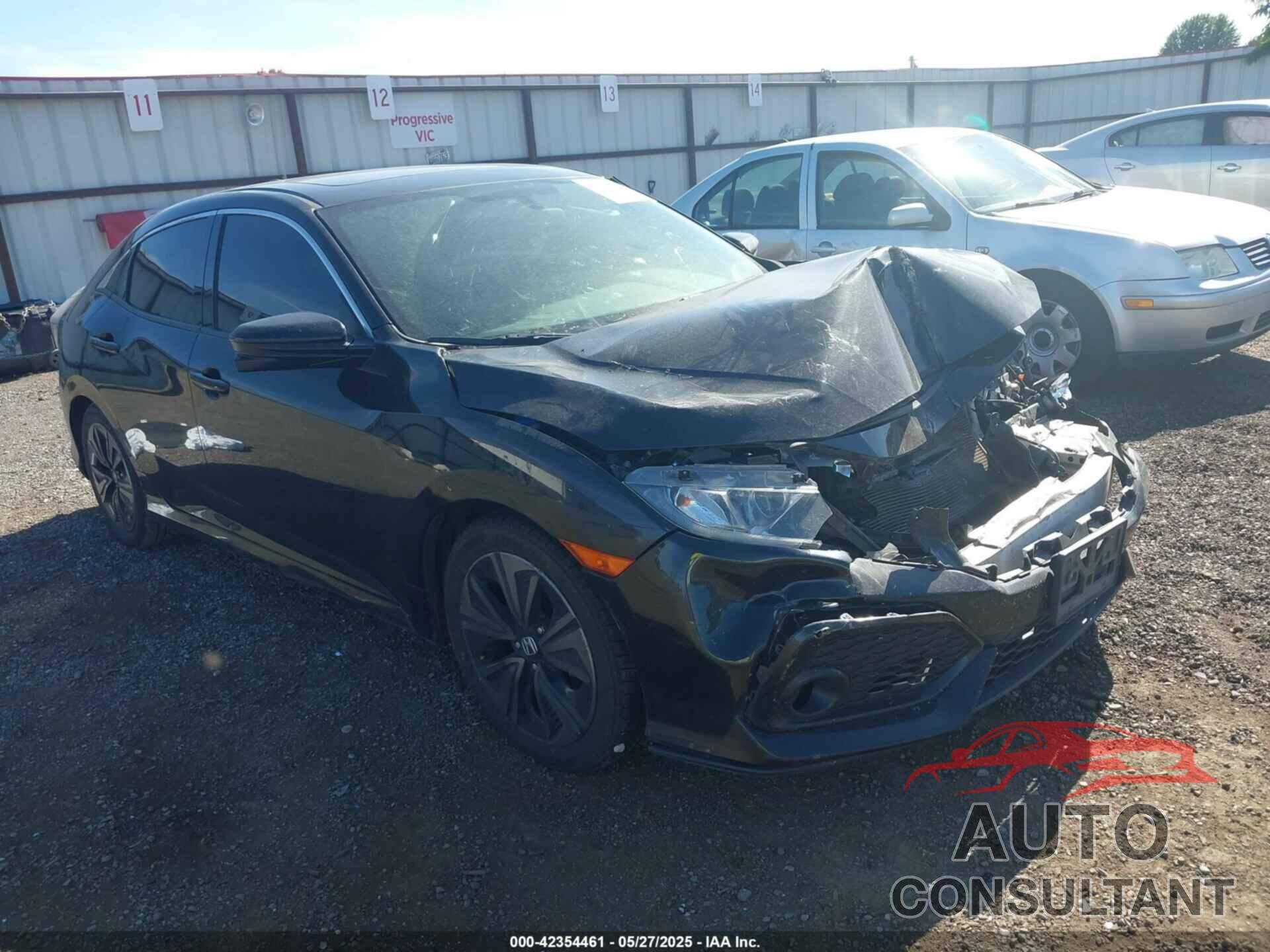 HONDA CIVIC 2017 - SHHFK7H79HU422570