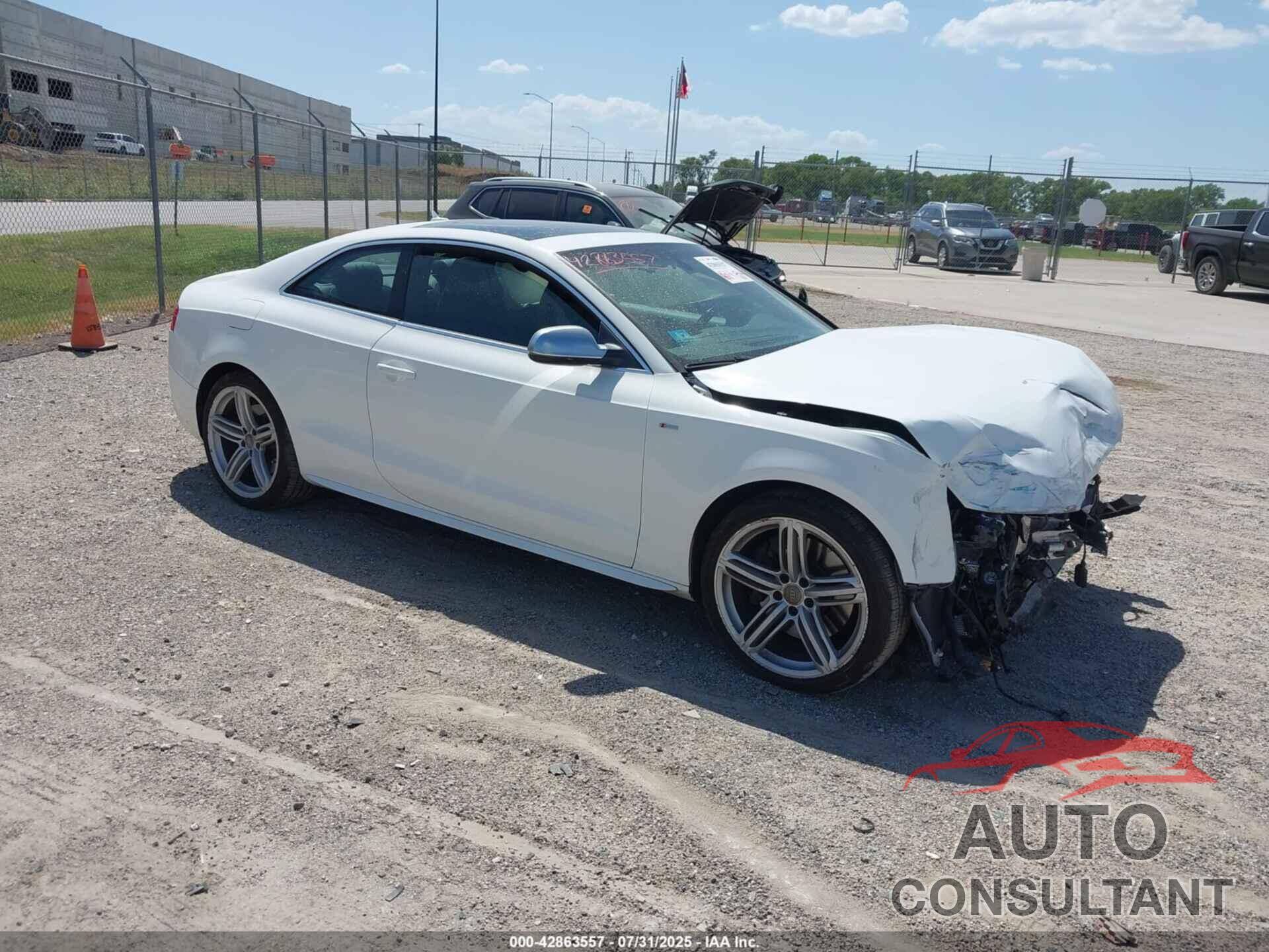 AUDI S5 2013 - WAUCGAFR4DA001735