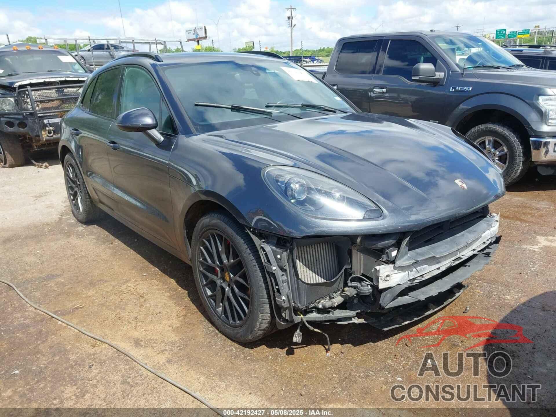 PORSCHE MACAN 2018 - WP1AG2A59JLB60625